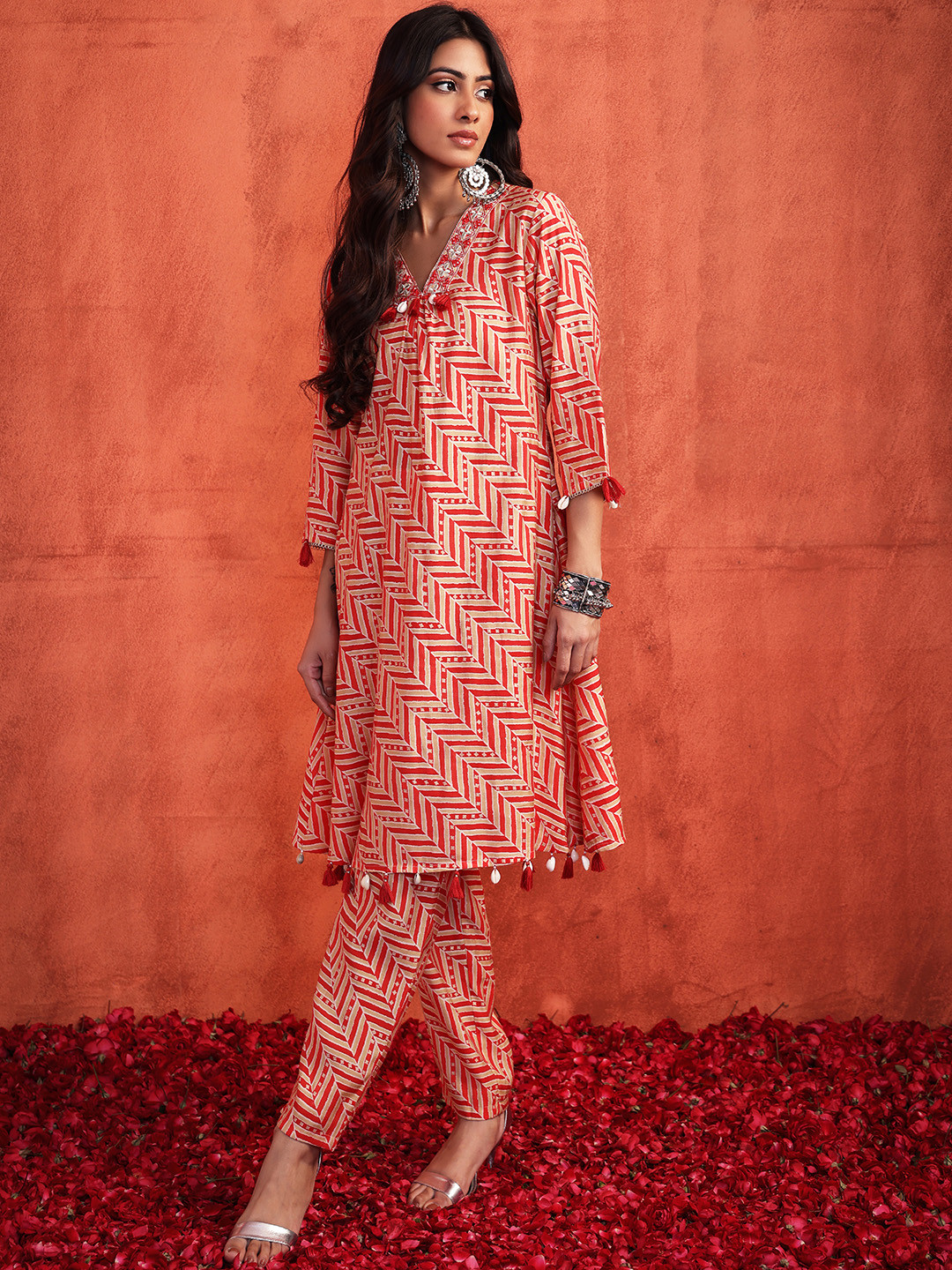

INDYA Women Printed Kurta with Trousers, Pink