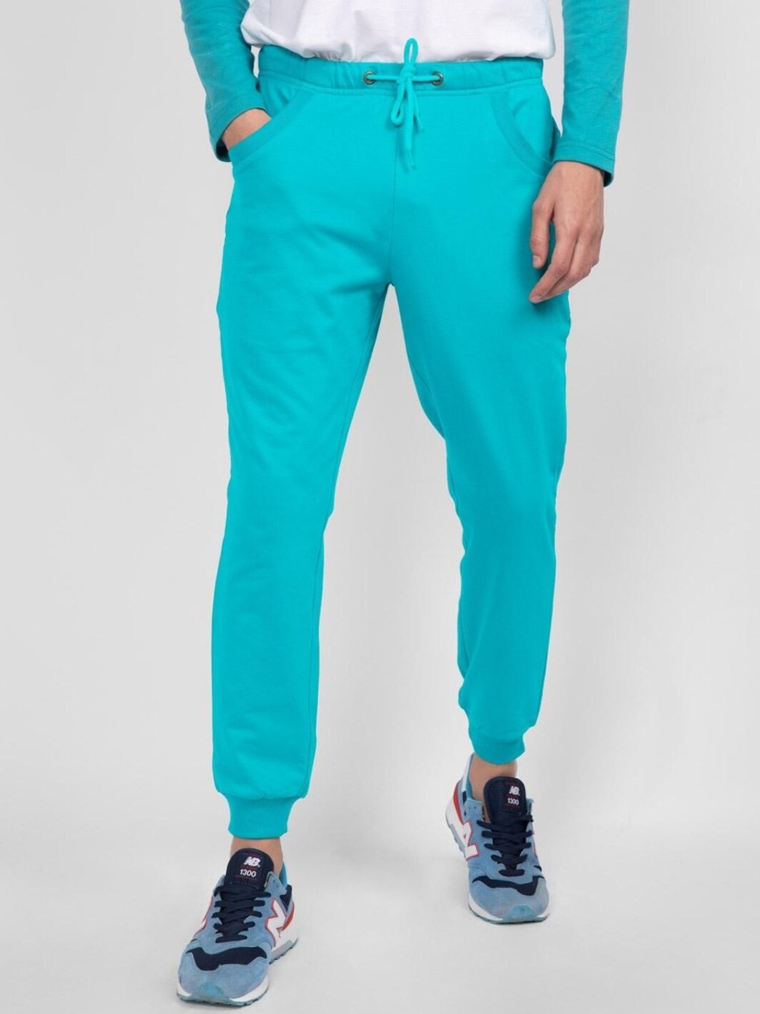 

Bewakoof Men Drawstrings Cotton Joggers, Blue