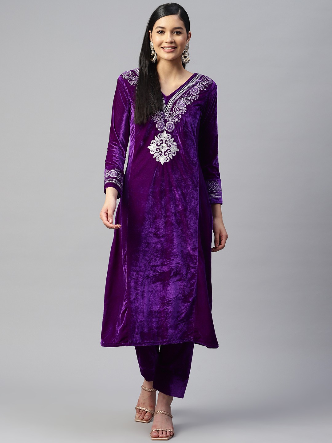 

SHADES OF FAASHION Women Floral Chikankari Velvet Kurta with Trousers, Purple