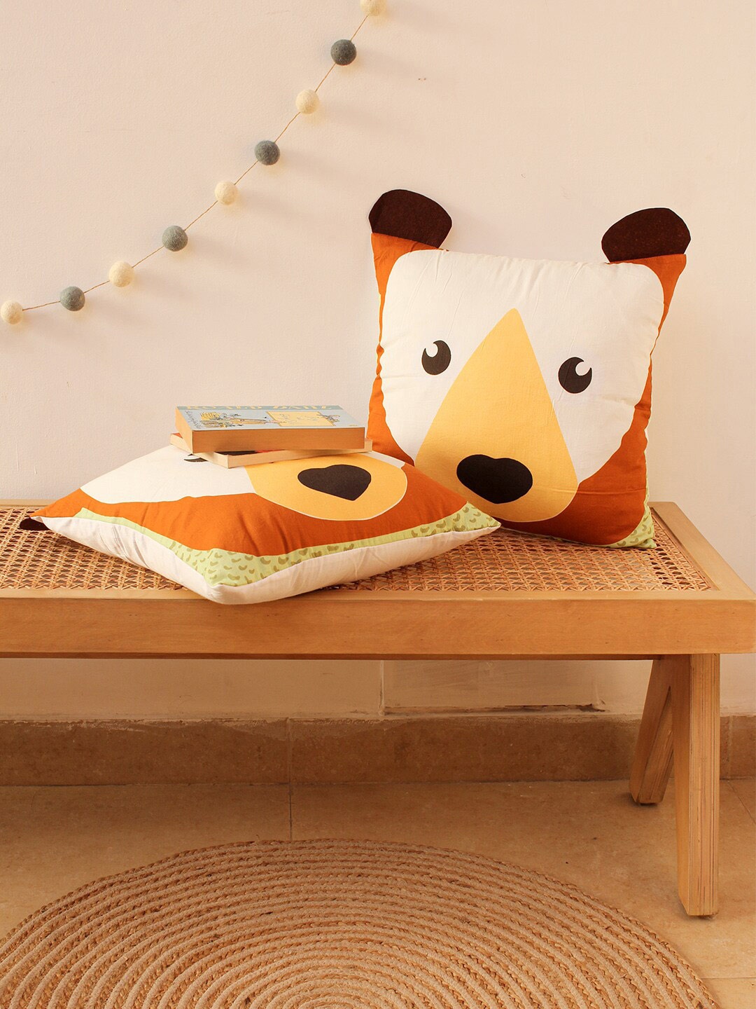 

House This The Ranthambhore Bear White & Brown Set of 2 Cotton Square Cushion Covers