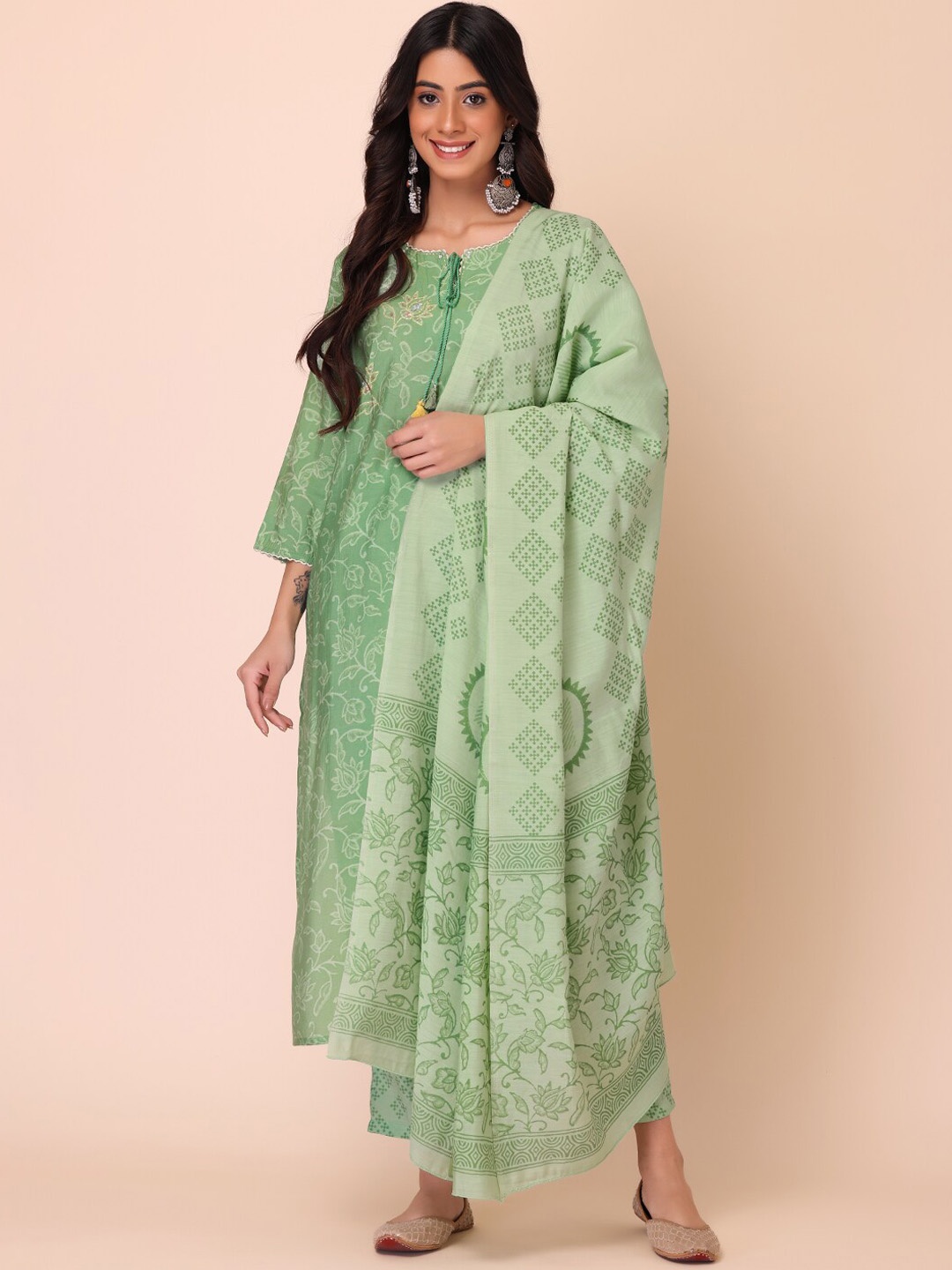 

INDYA Ethnic Motifs Printed Kurti with Trousers & With Dupatta, Green