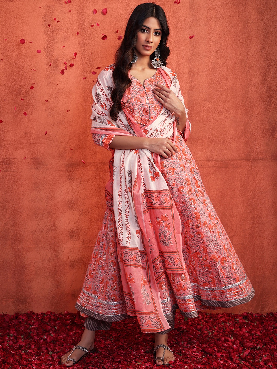 

INDYA Women Printed Panelled Gotta Patti Pure Cotton Kurta With Trousers & Dupatta, Peach
