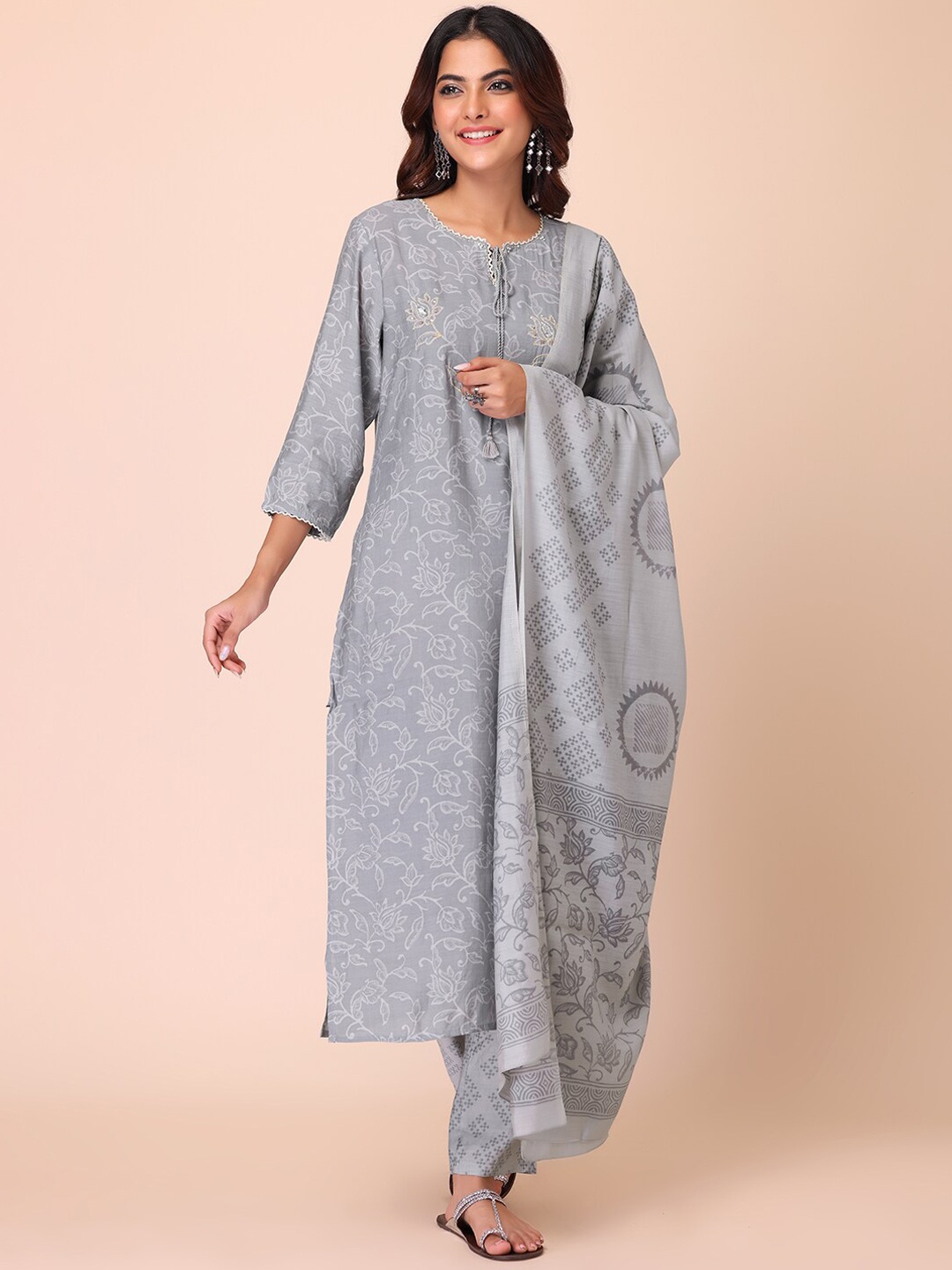 

INDYA Women Printed Kurta with Trousers & Dupatta, Grey