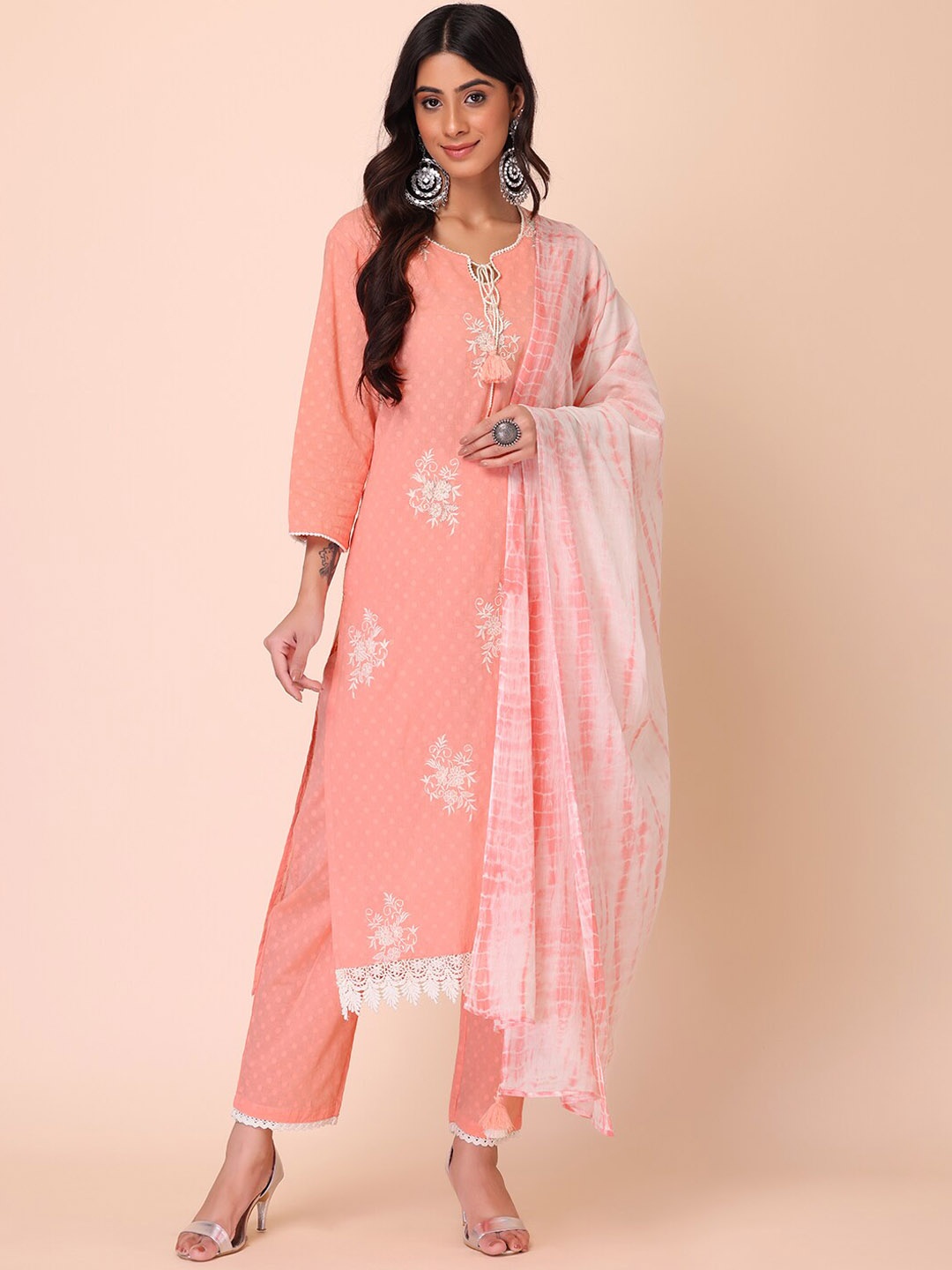 

INDYA Women Floral Embroidered Pure Cotton Kurta with Trousers & With Dupatta, Pink