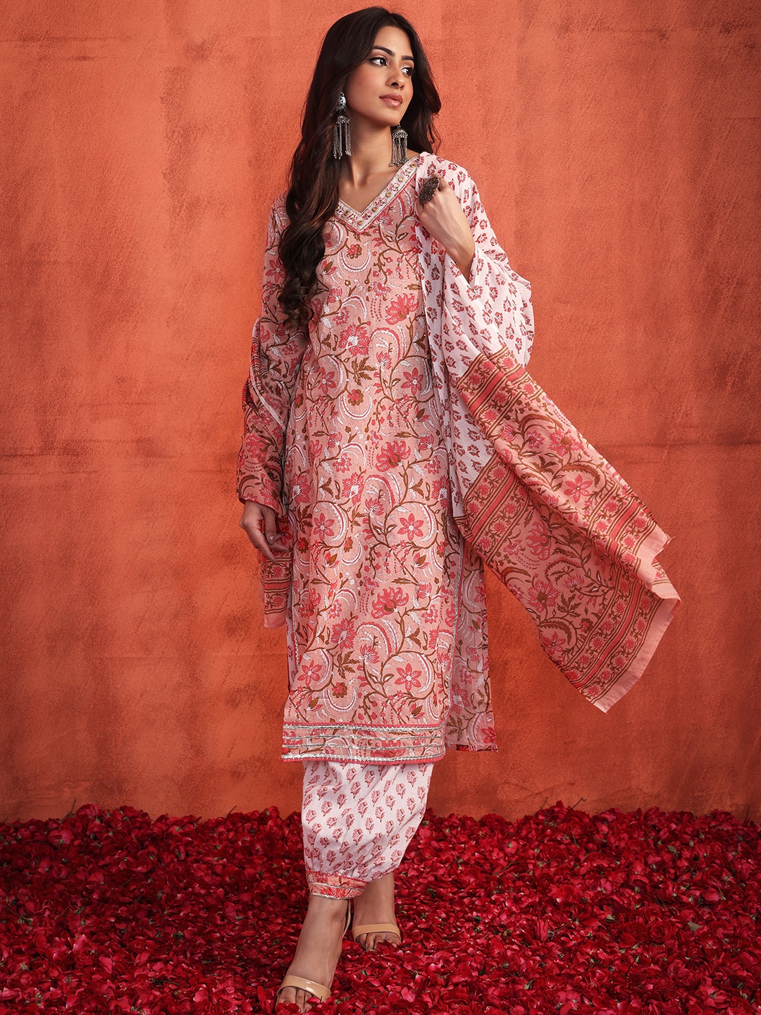 

INDYA Women Floral Printed Pure Cotton Kurta with Trousers & With Dupatta, Peach