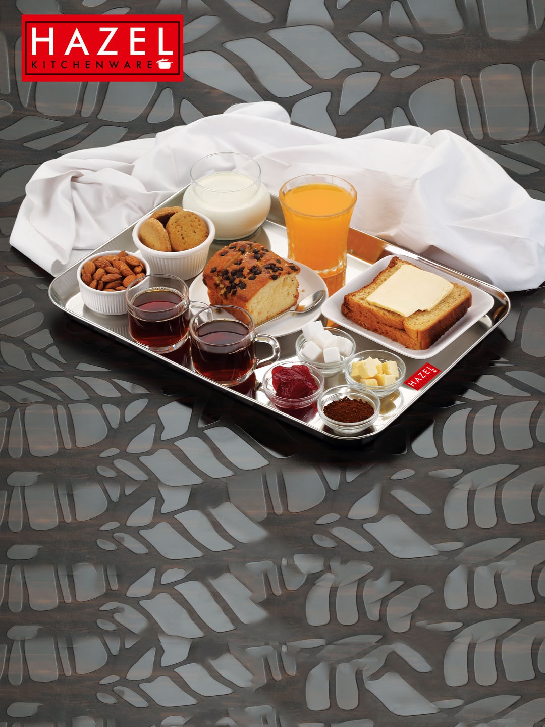 

HAZEL Silver-Toned Sturdy & Shutterproof Stainless Steel Rectangular Serving Tray