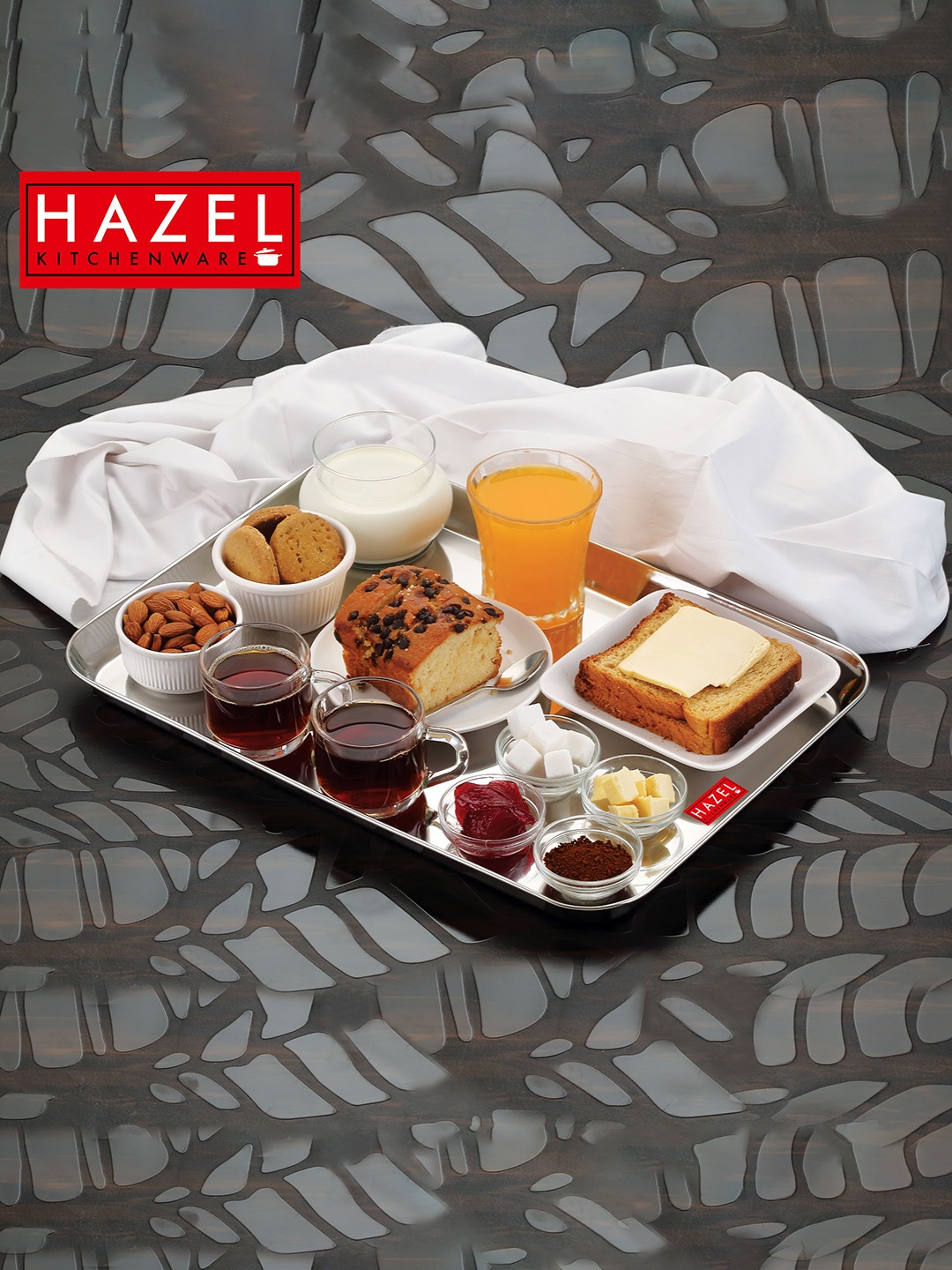 

HAZEL Set of 3 Silver Toned Sturdy & Shutterproof Stainless Steel Serving Trays