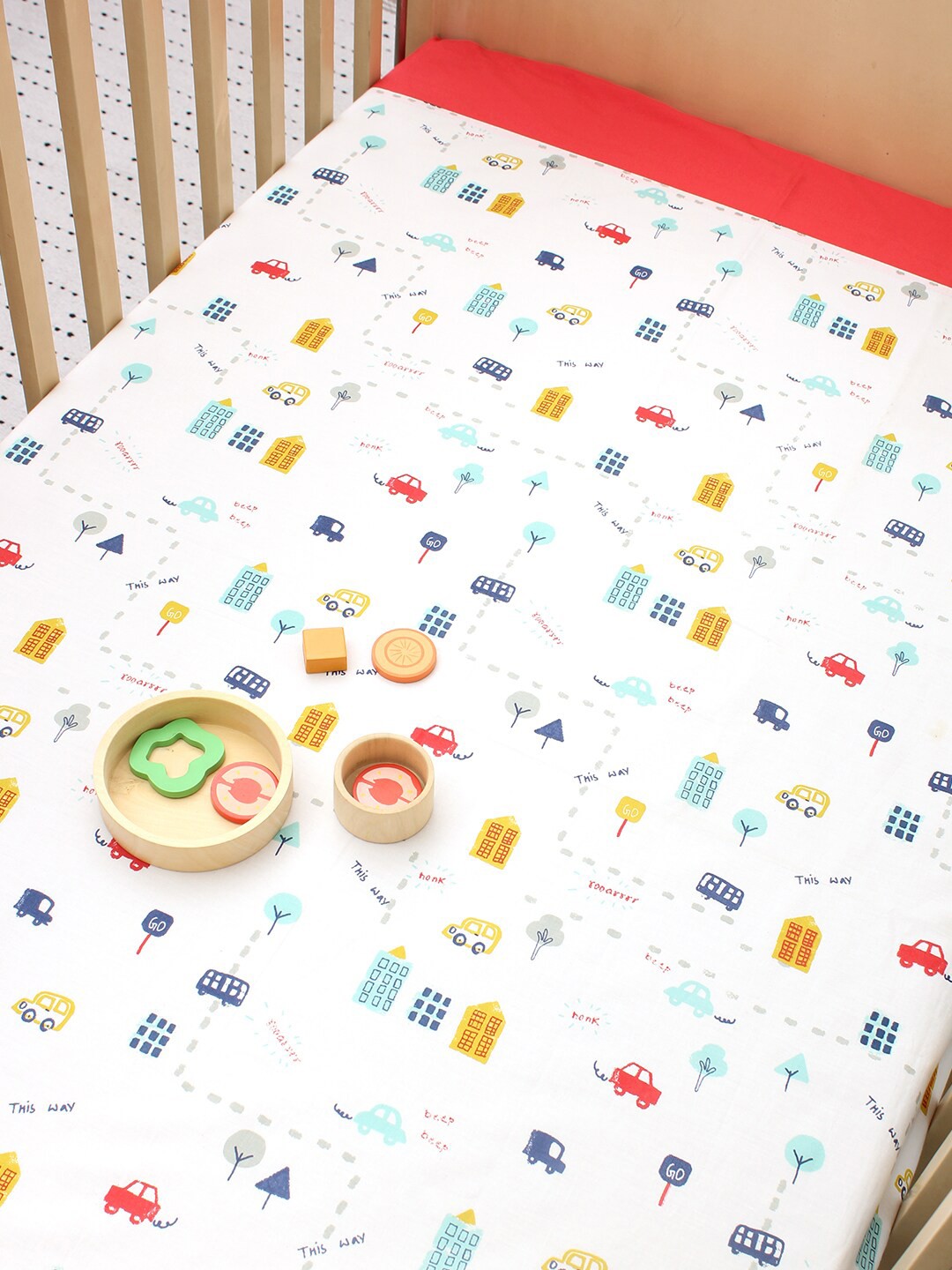

House This The Babys Dayout White & Red Cotton 180 TC Single Bedsheet Set