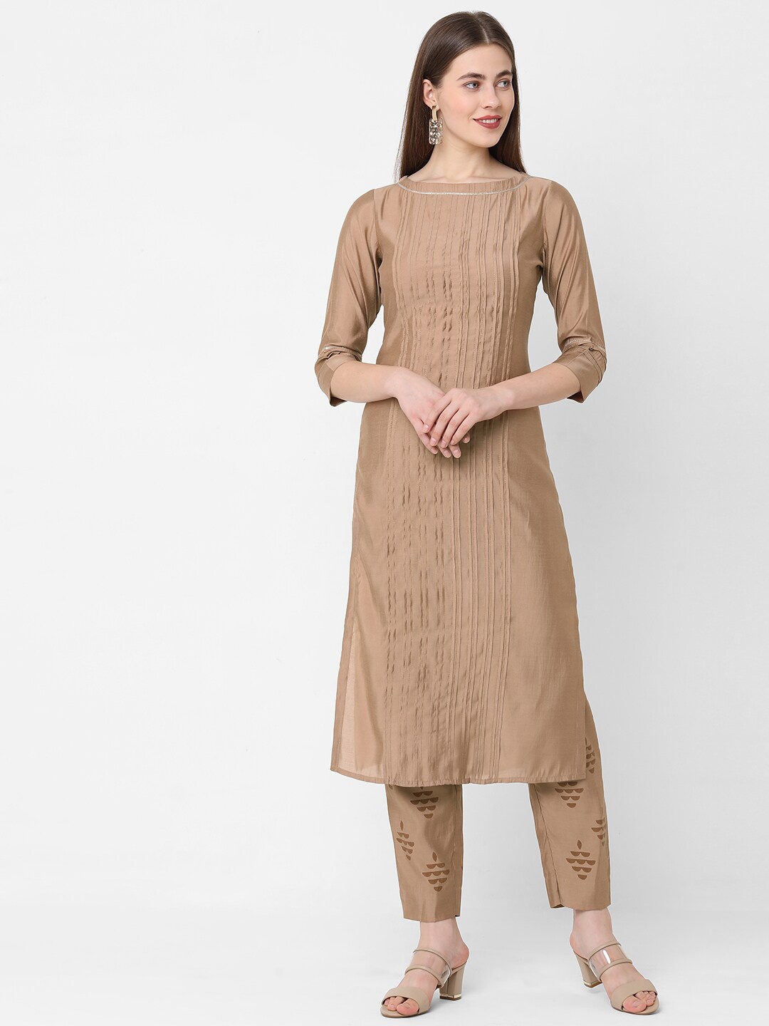 

KAMI KUBI Women Beige Kurta with Trousers