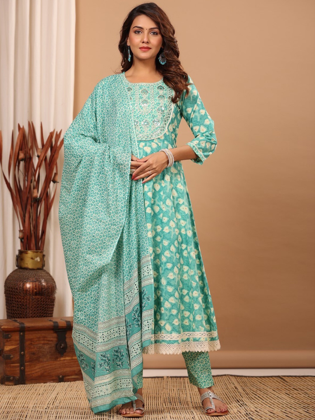 

ETHNIC STREET Ethnic Motifs Embroidered Empire Sequinned Pure Cotton Kurta with, Turquoise blue