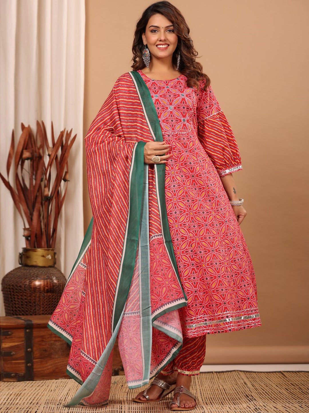 

ETHNIC STREET Ethnic Motifs Yoke Design Empire Sequinned Pure Cotton Kurta Set, Red