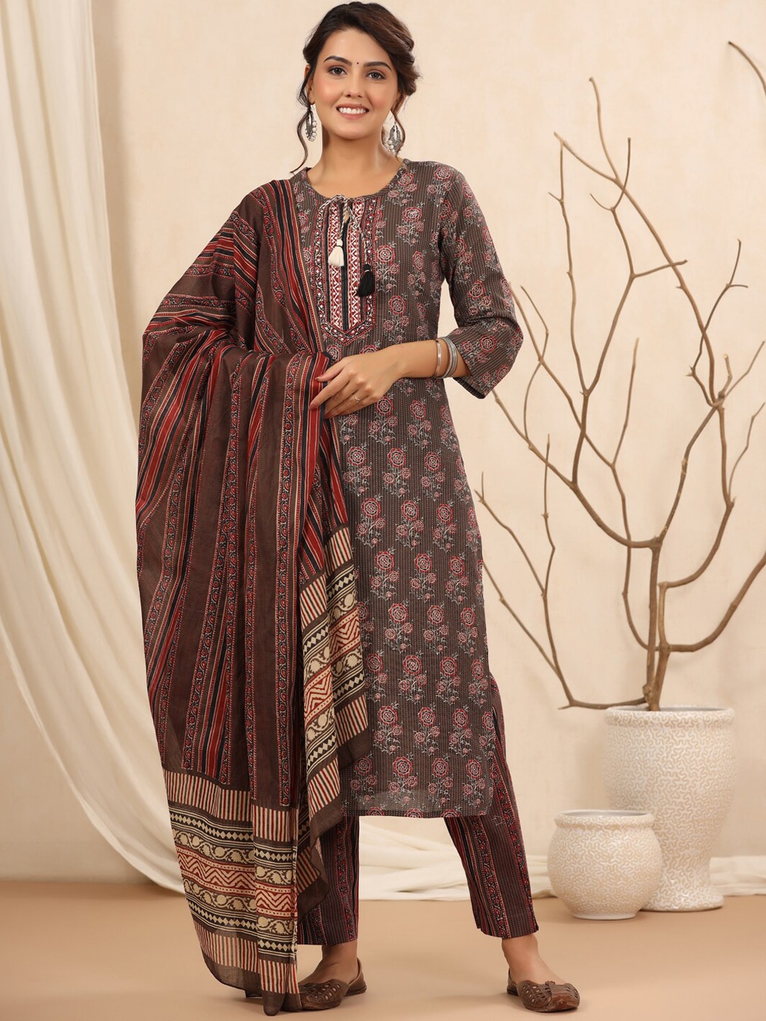 

ETHNIC STREET Brown Ethnic Motifs Printed Sequinned Pure Cotton Kurta Set, Coffee brown