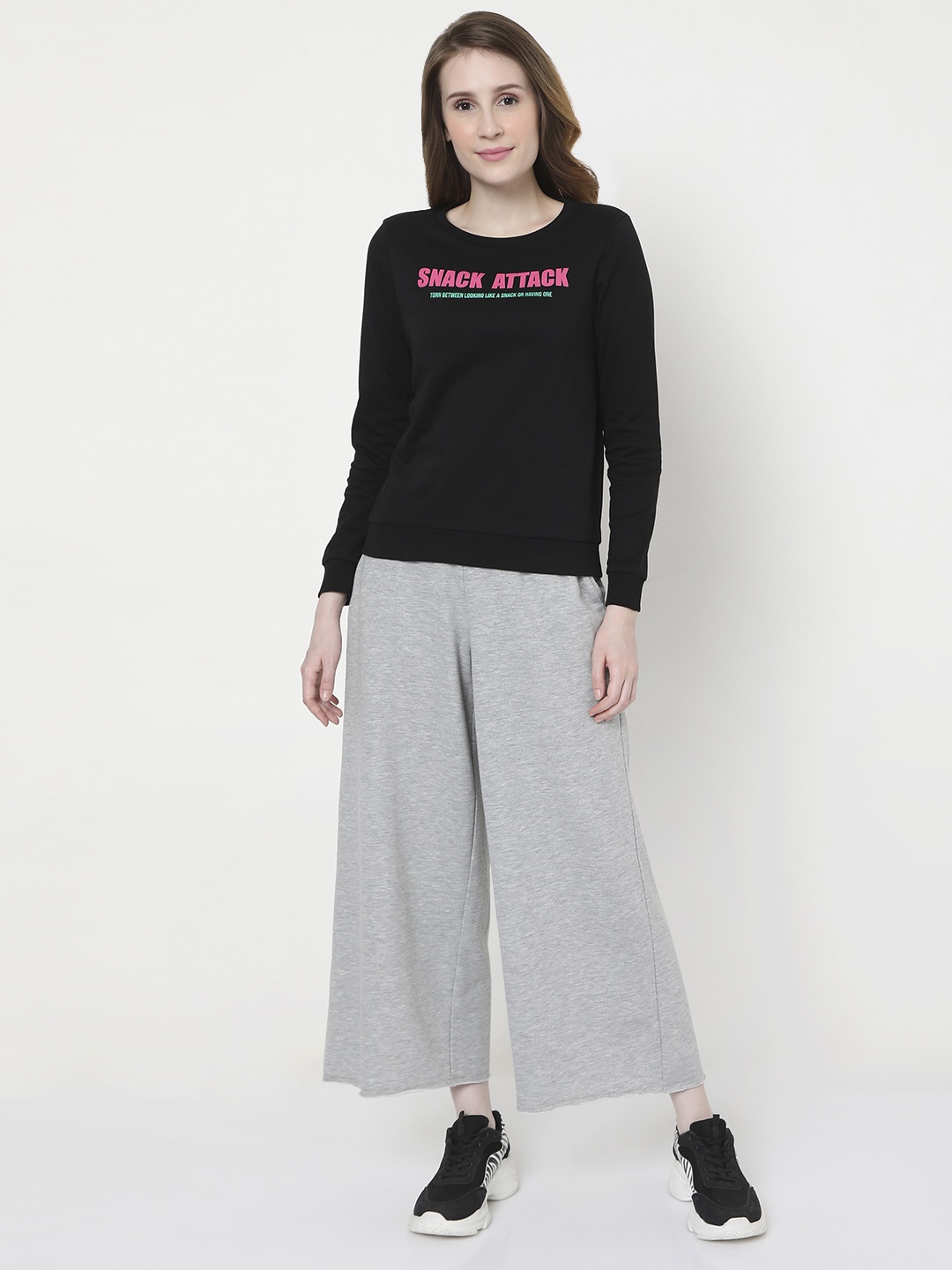 

Vero Moda Women Black Printed Cotton Sweatshirt