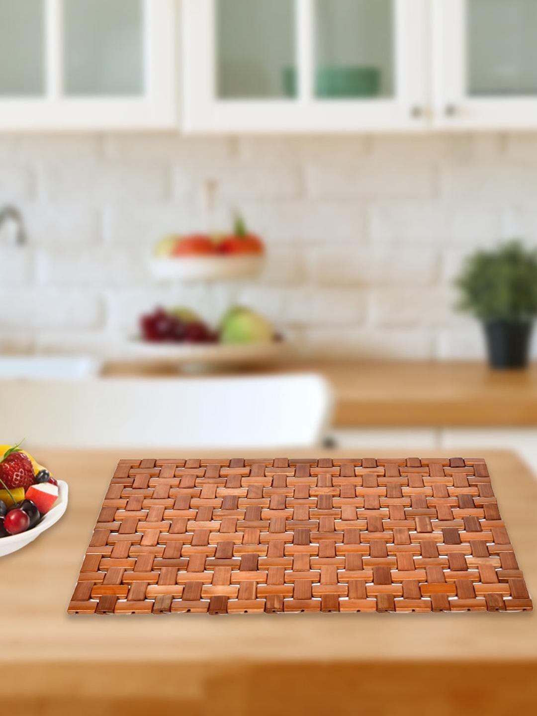 

Athome by Nilkamal Brown Criss Cross Table Placemats