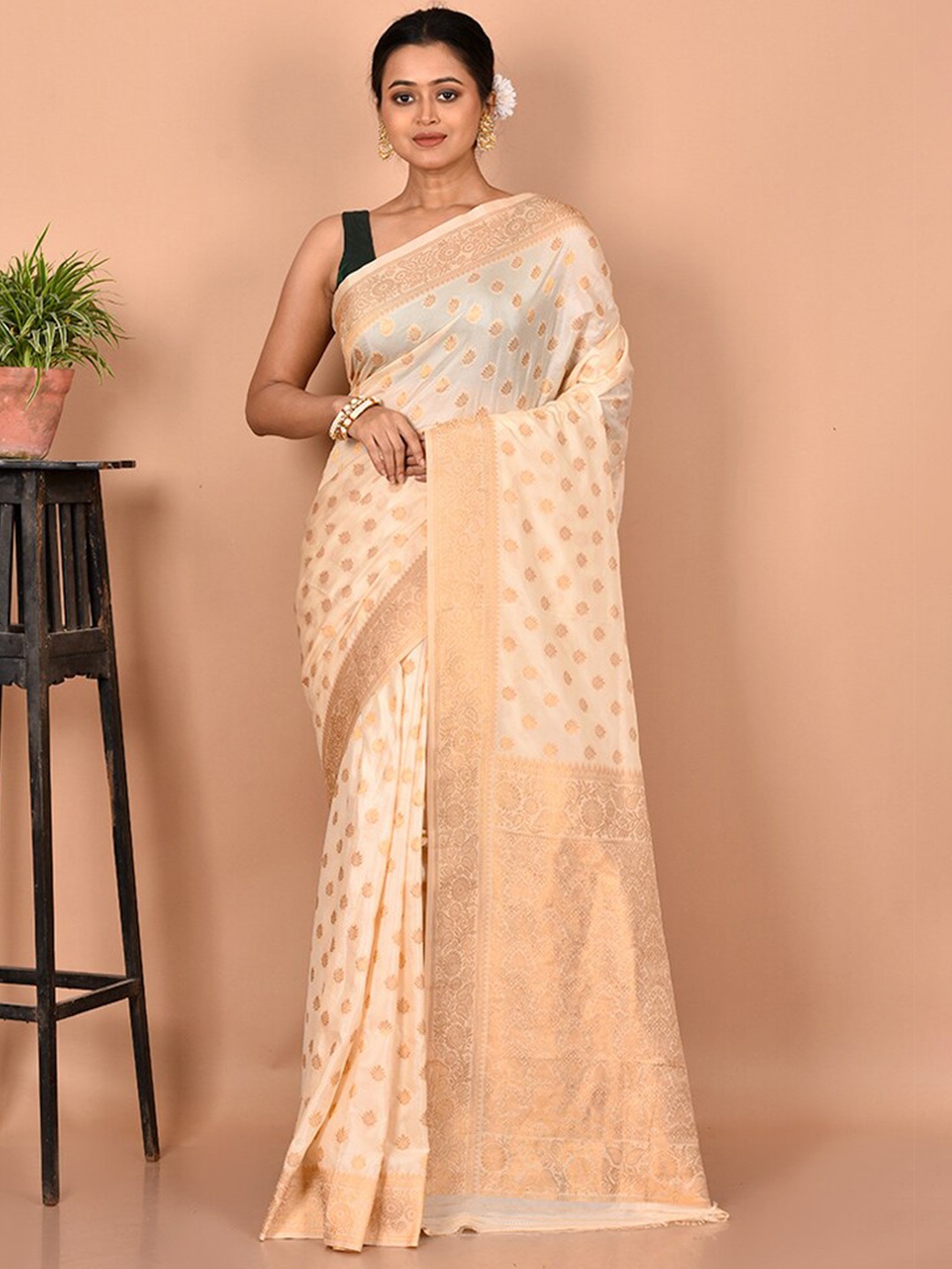 

AllSilks Cream-Coloured & Gold-Toned Woven Design Zari Silk Blend Saree
