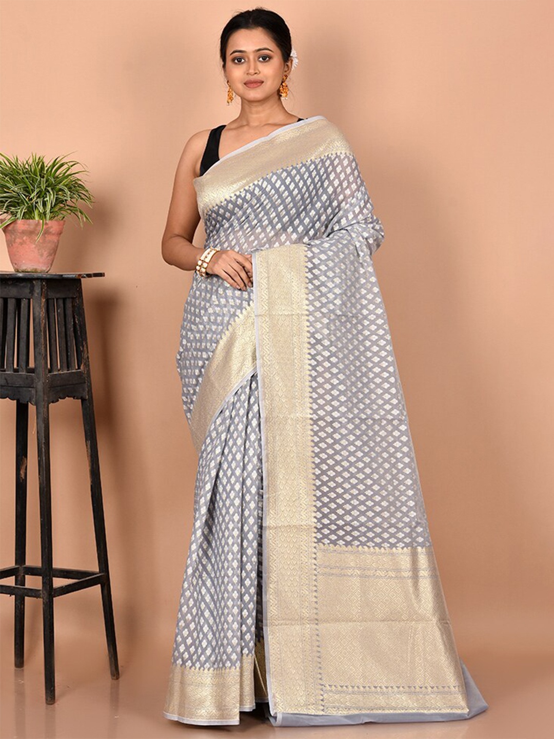 

AllSilks Grey & Gold-Toned Zari Silk Blend Saree