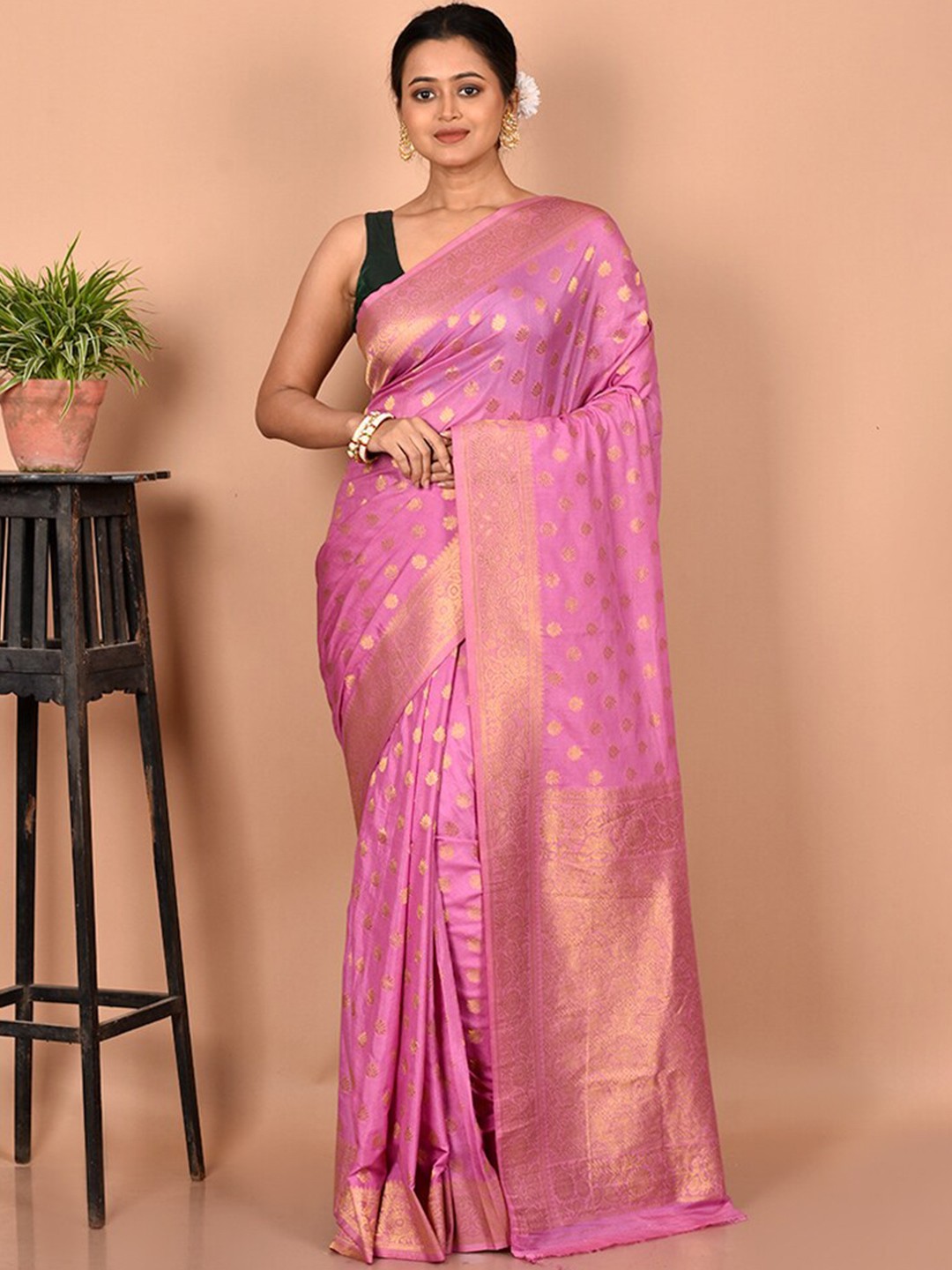 

AllSilks Pink & Gold-Toned Woven Design Zari Silk Blend Saree