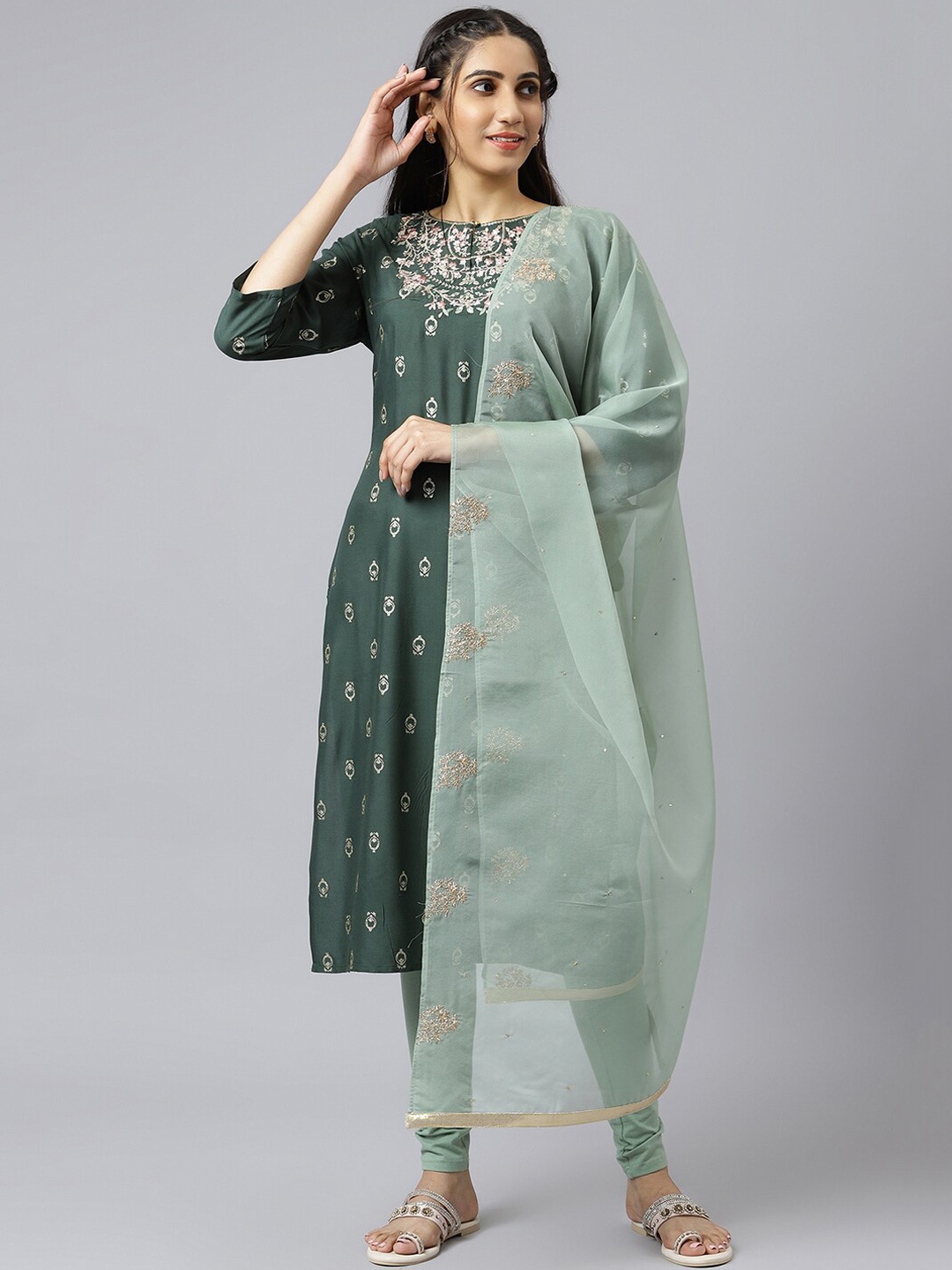 

W Women Floral Embroidered Thread Work Kurta With Dupatta, Green
