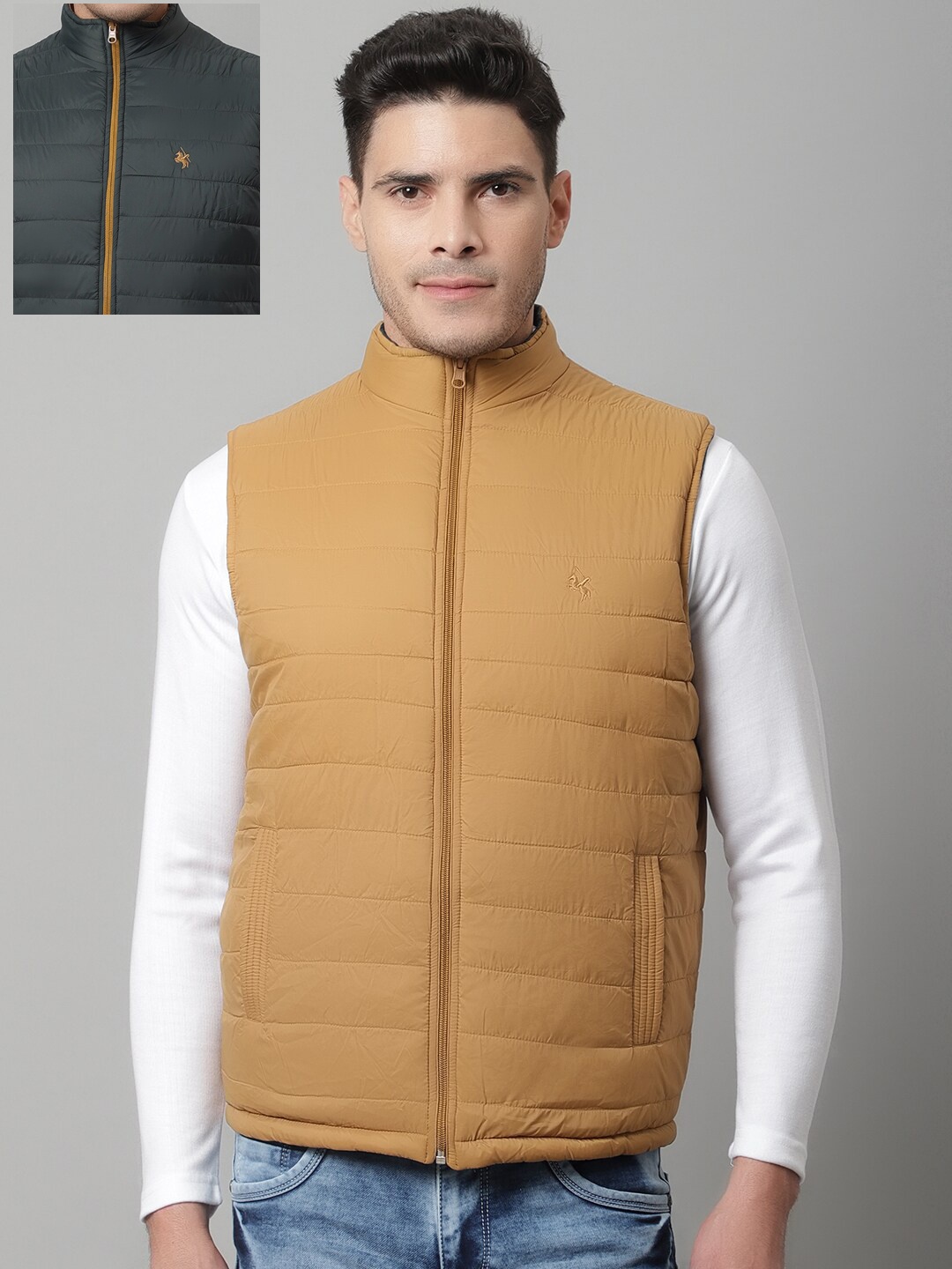 

Cantabil Men Reversible Puffer Jacket, Beige