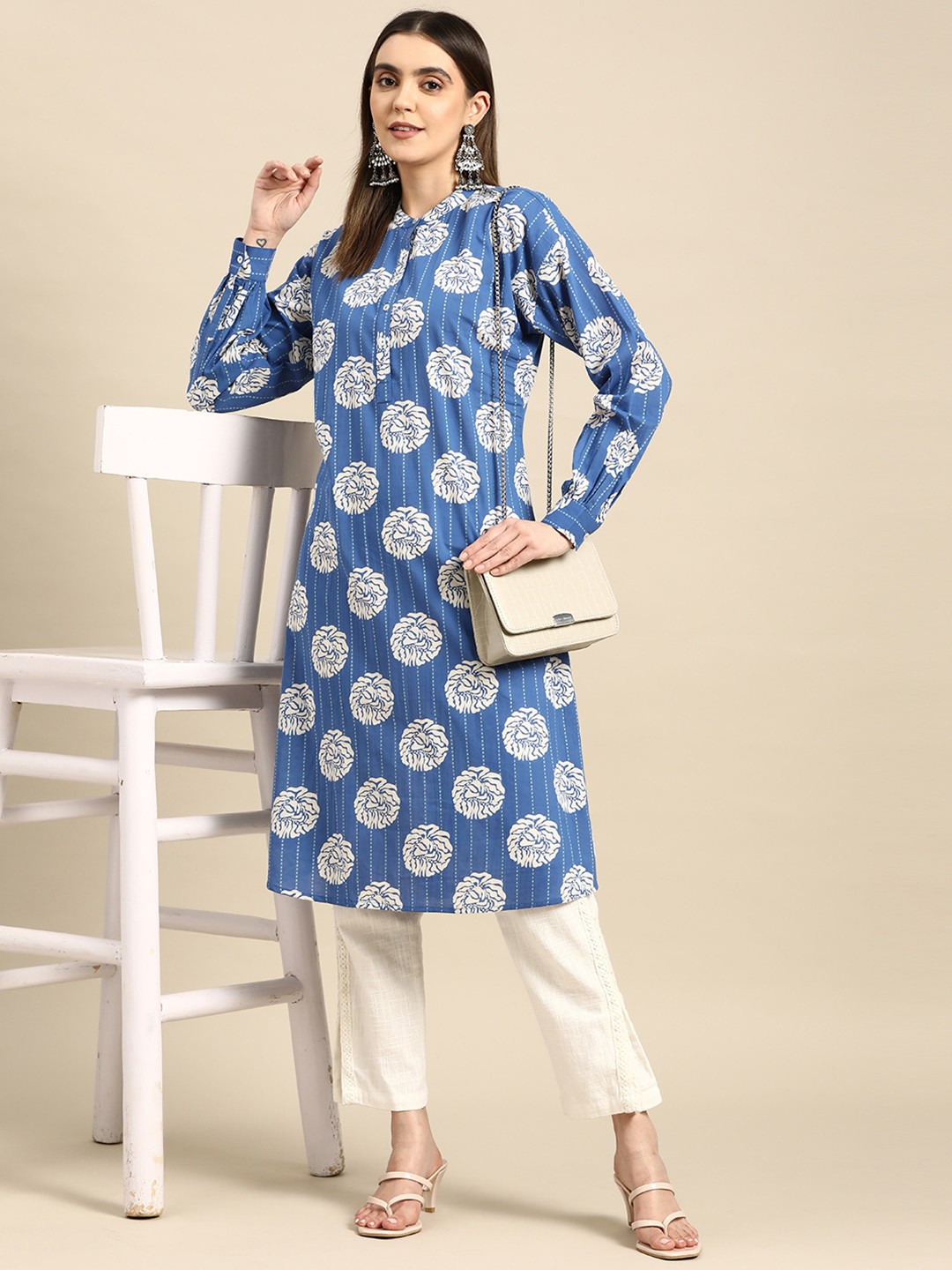 

Anouk Floral Print Pure Cotton Kurta, Blue