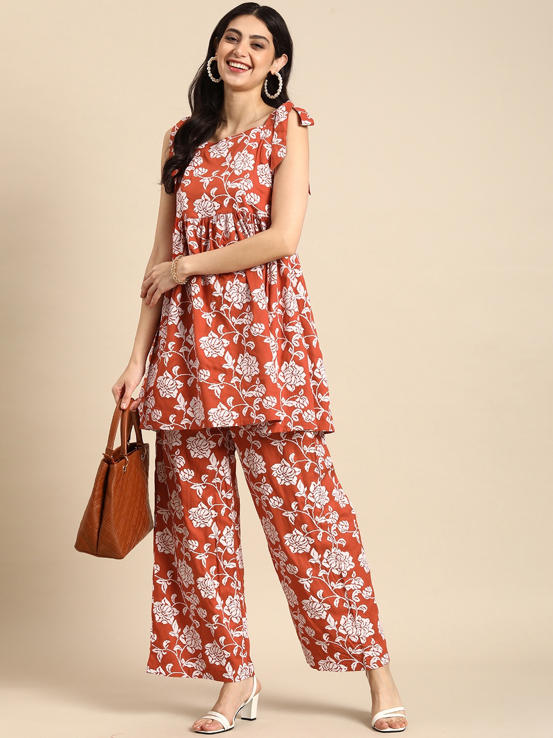 

Anouk Women Floral Printed Regular Kurti with Palazzos, Rust