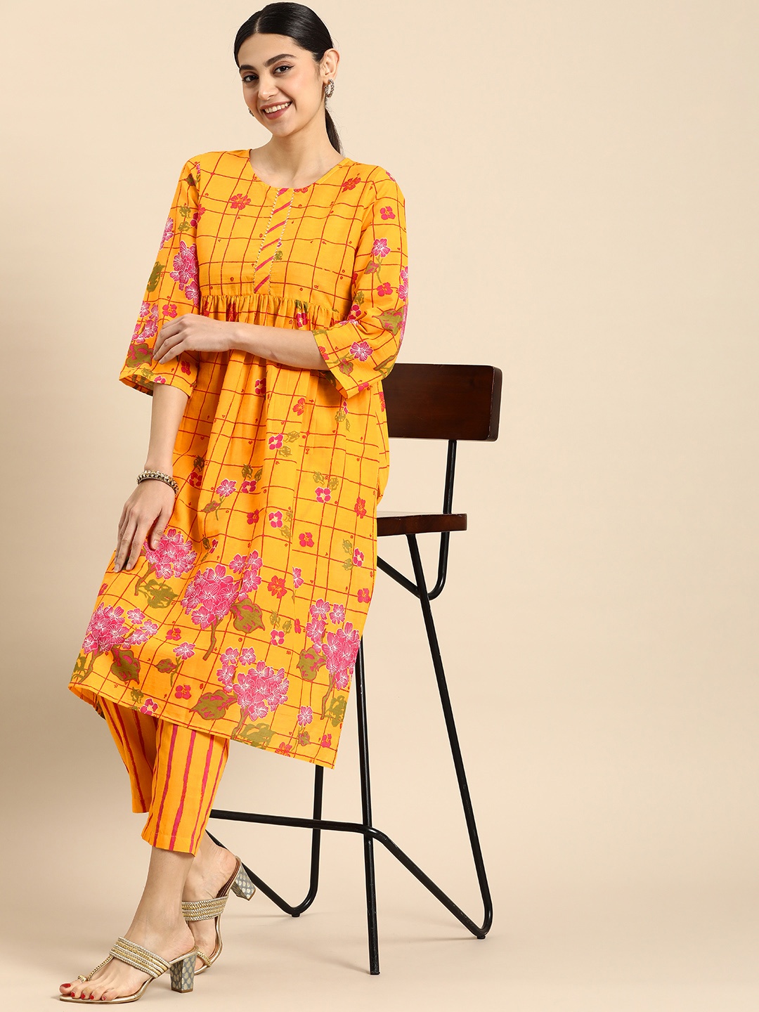 

Anouk Women Floral Printed High Slit Pure Cotton Kurta with Trousers, Yellow