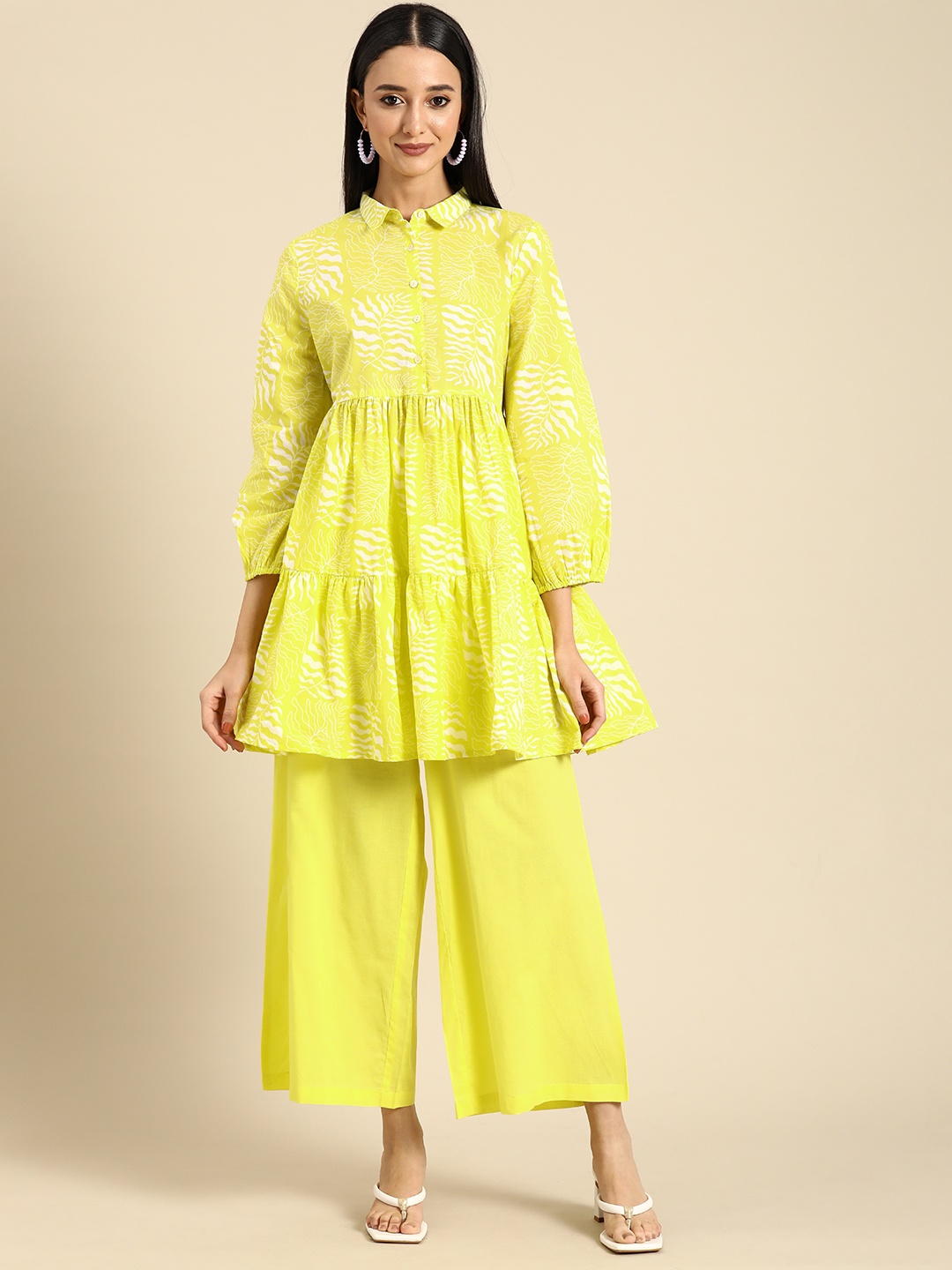 

Anouk Women Pure Cotton Tropical Printed Tiered Kurta with Palazzos, Lime green