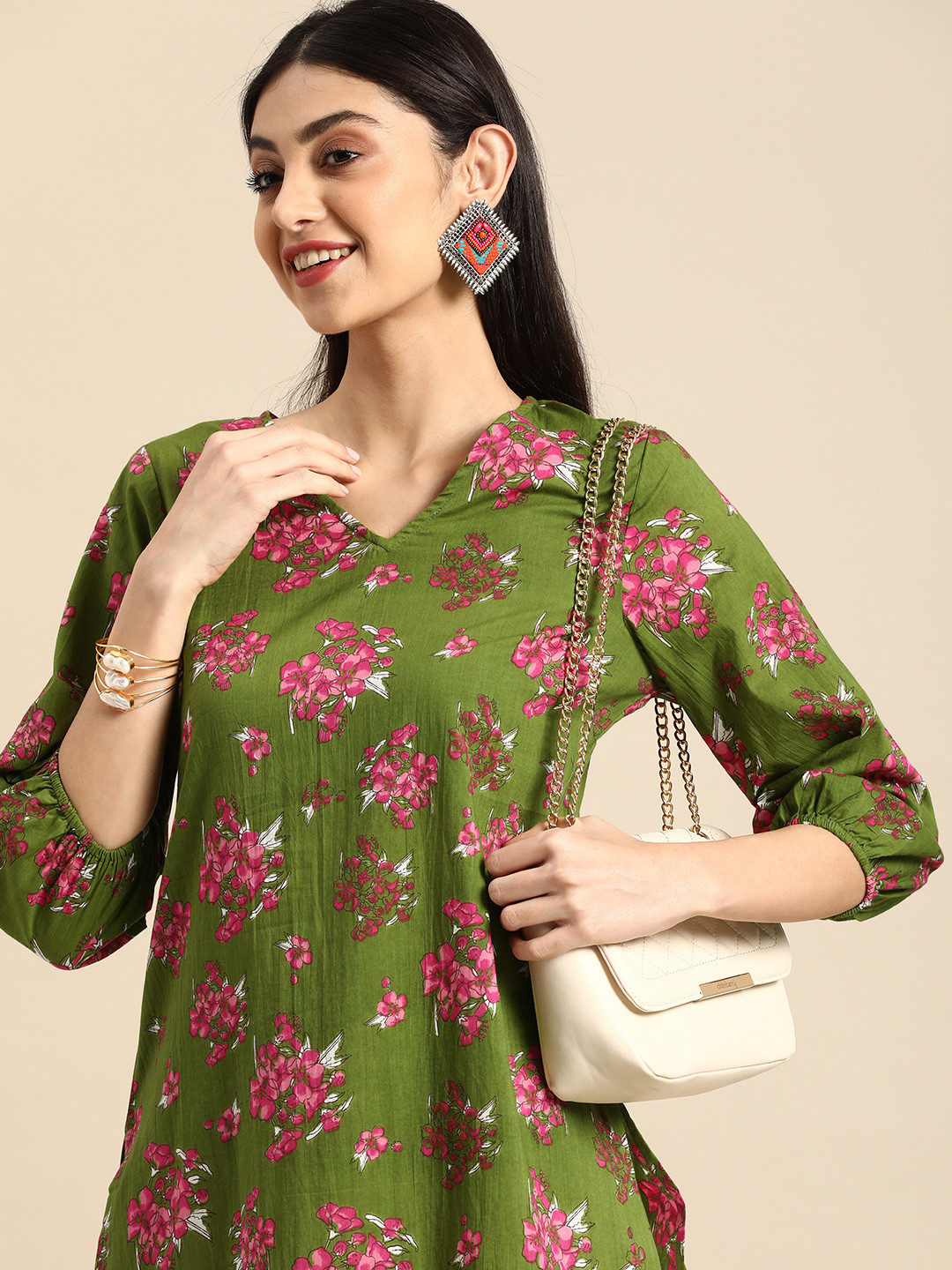 

Anouk Women Pure Cotton Floral Printed Kurta, Green