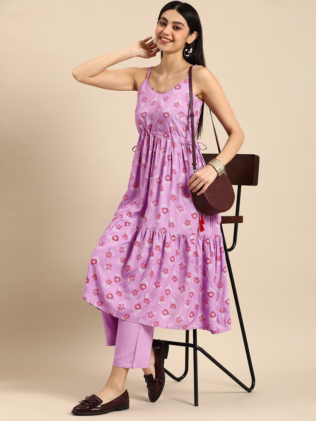 

Anouk Ethnic Motifs Printed Tiered Sleeveless Kurta with Palazzos, Lavender