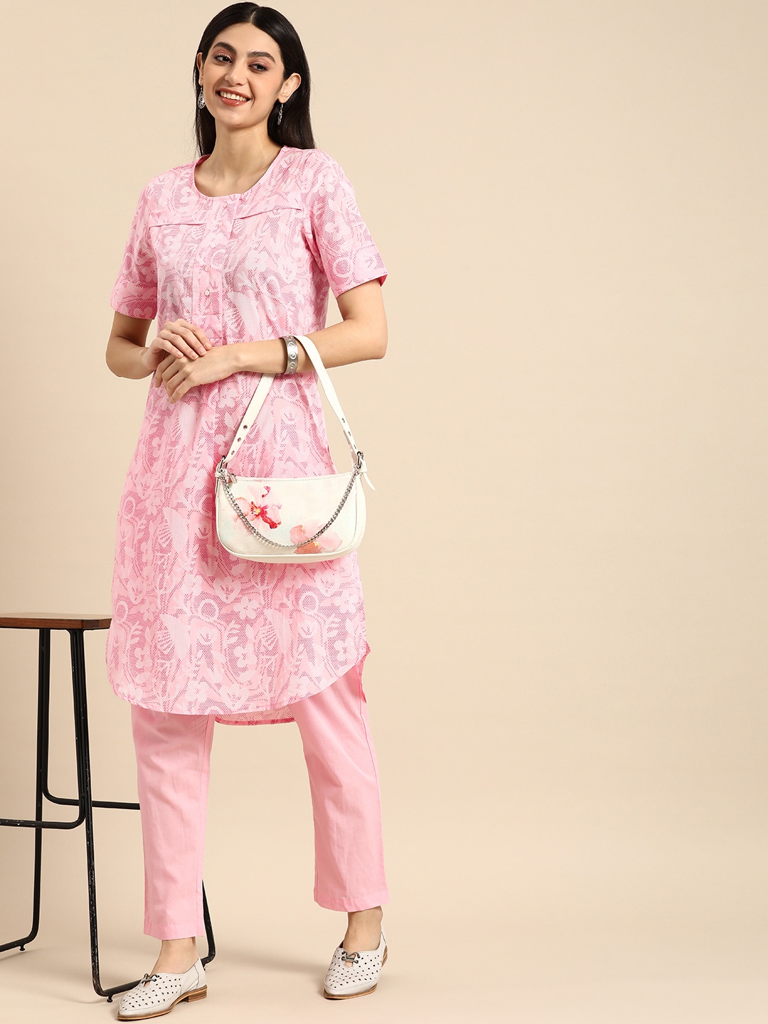 

Anouk Printed Regular Pure Cotton Kurta with Trousers, Pink