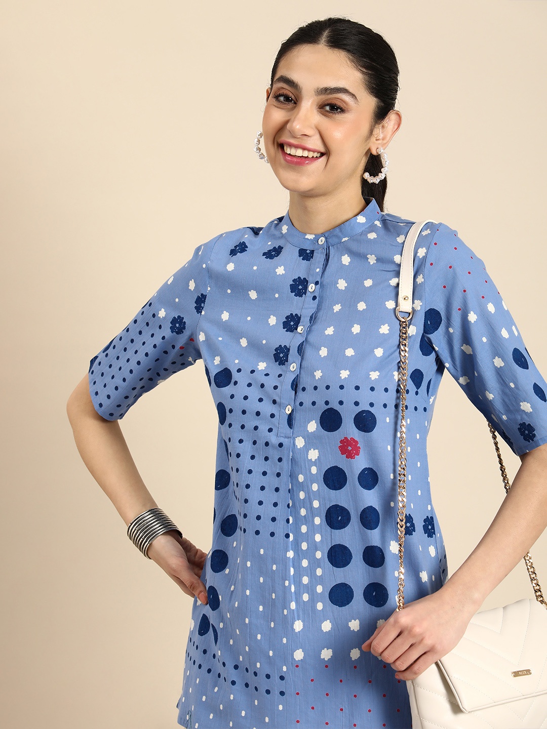 

Anouk Geometric Printed A-Line Kurta, Blue