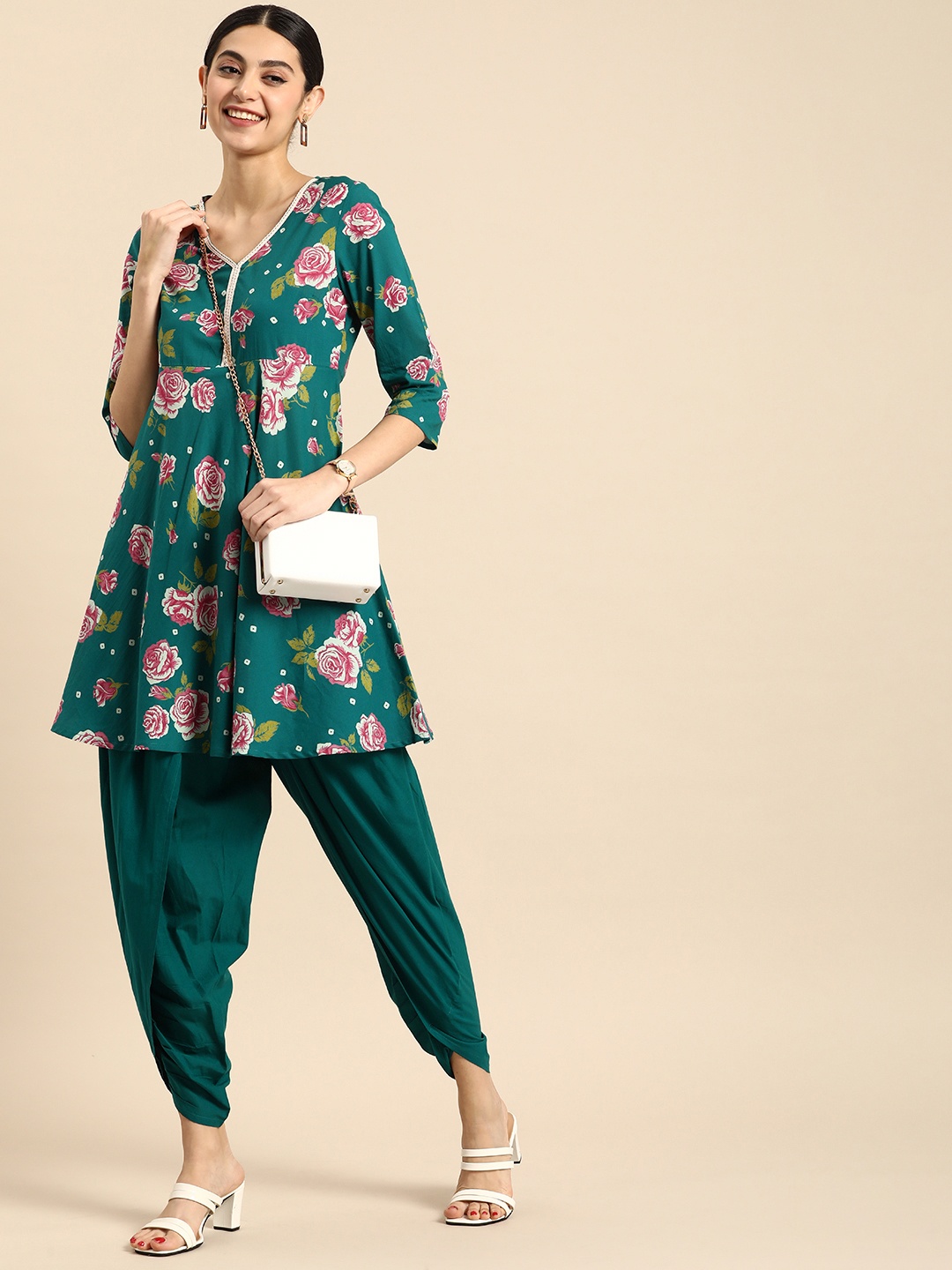

Anouk Women Floral Printed Empire Style Pure Cotton Kurti with Dhoti Pants, Green
