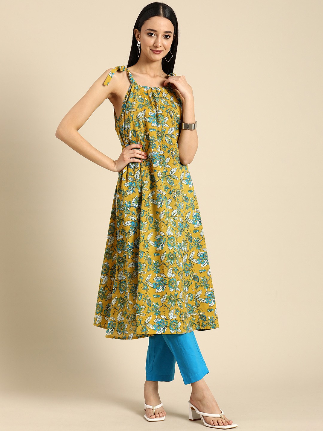 

Anouk Women Pure Cotton Floral Printed Kurta with Trousers, Mustard