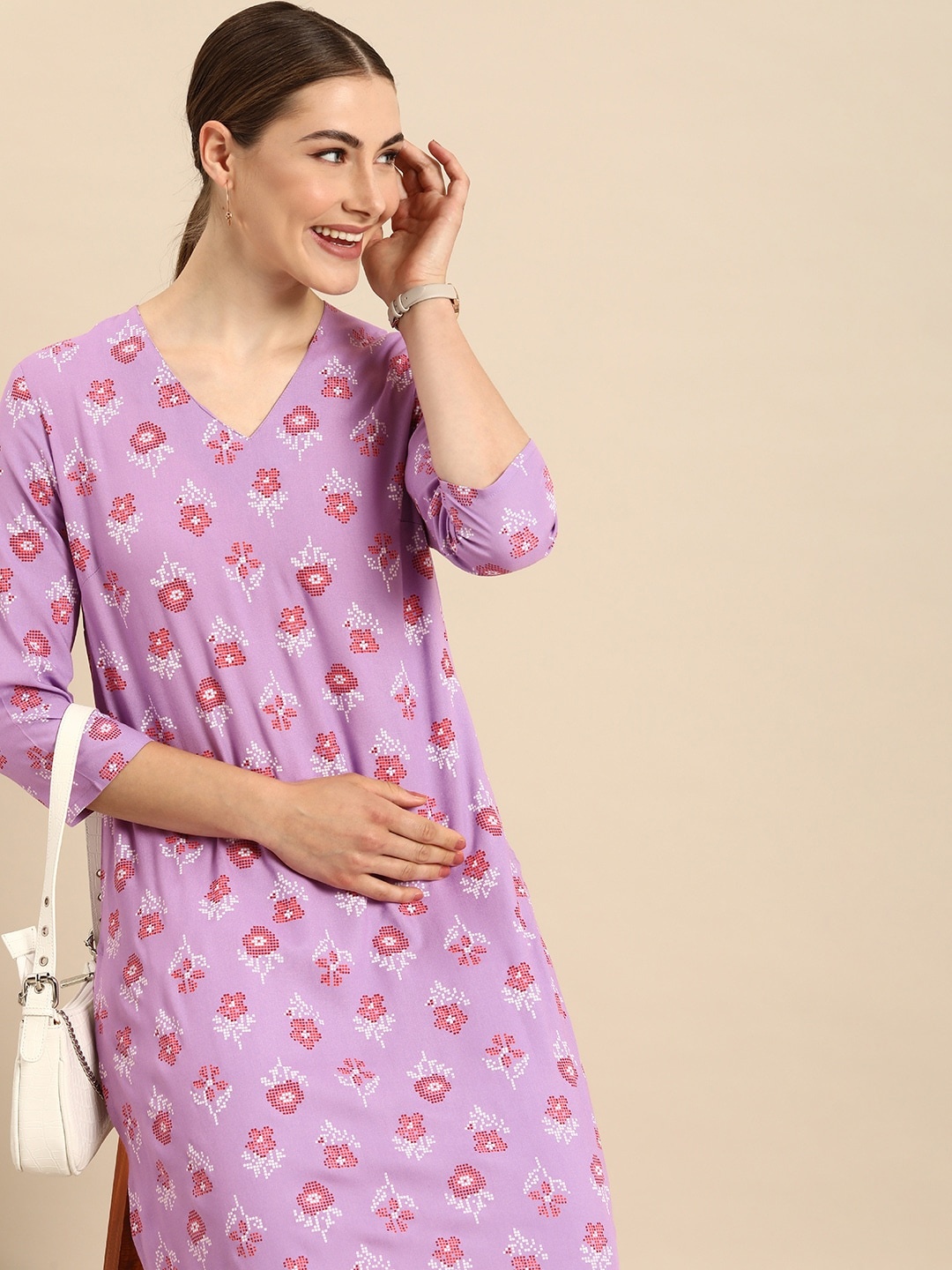 Anouk Women V Neck Floral Printed Floral Kurta, Lavender