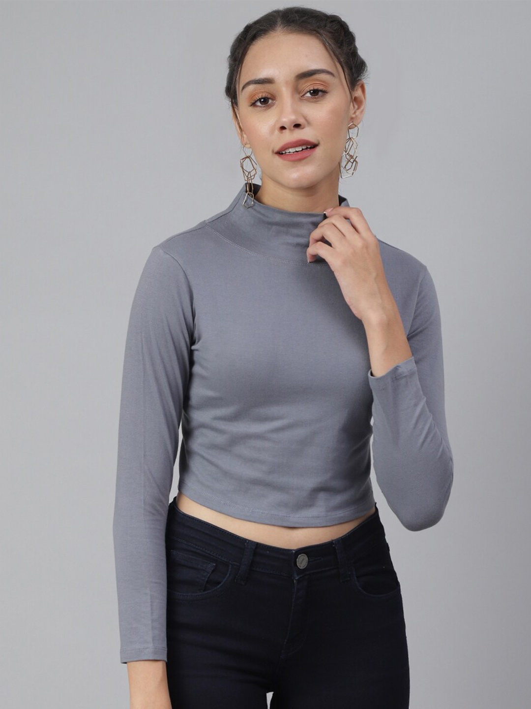 

Cation Grey Solid Fitted Crop Top