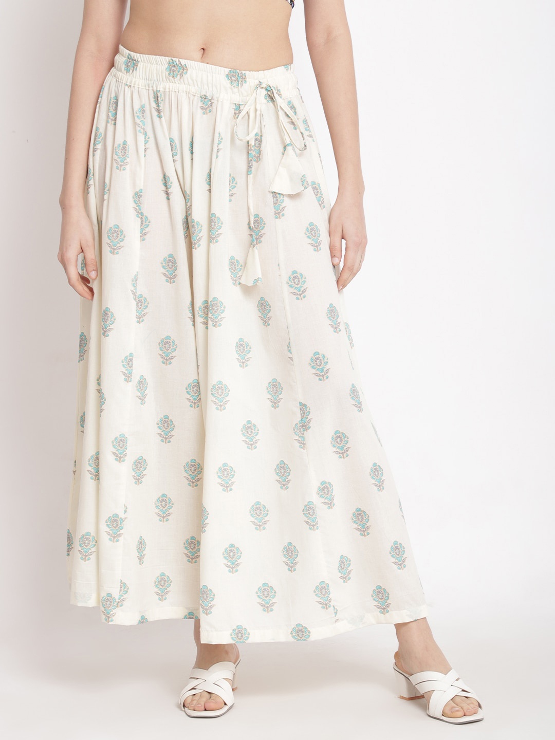 

TAG 7 Women Off White & Blue Floral Printed Flared Cotton Ethnic Palazzos