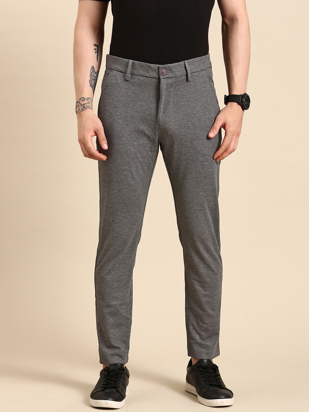 

Being Human Men Slim Fit Solid Mid-Rise Chinos Trousers, Grey