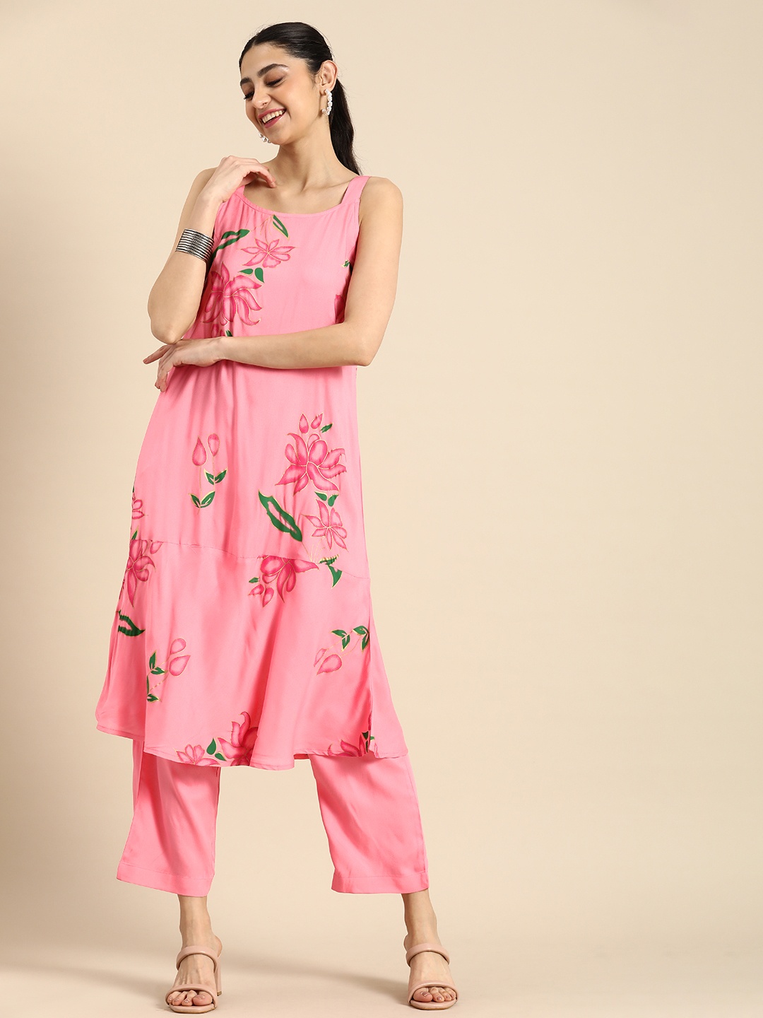 

Anouk Women Floral Printed Kurta with Trousers, Pink