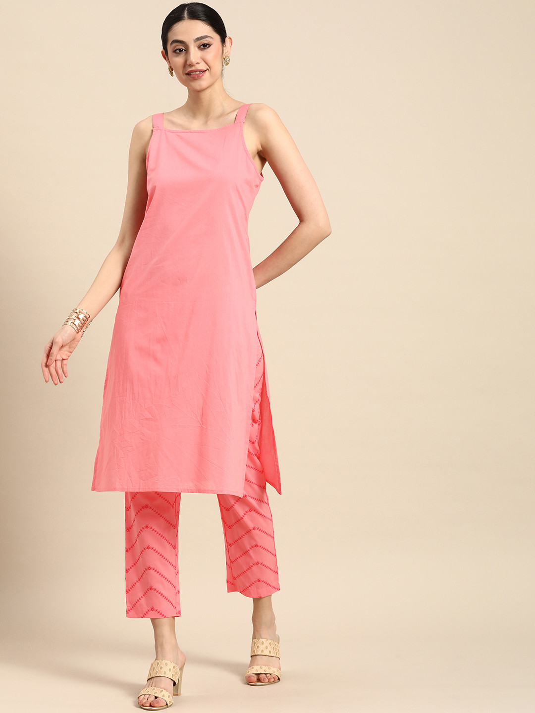 

Anouk Women Floral Printed Pure Cotton Kurta with Trousers, Pink