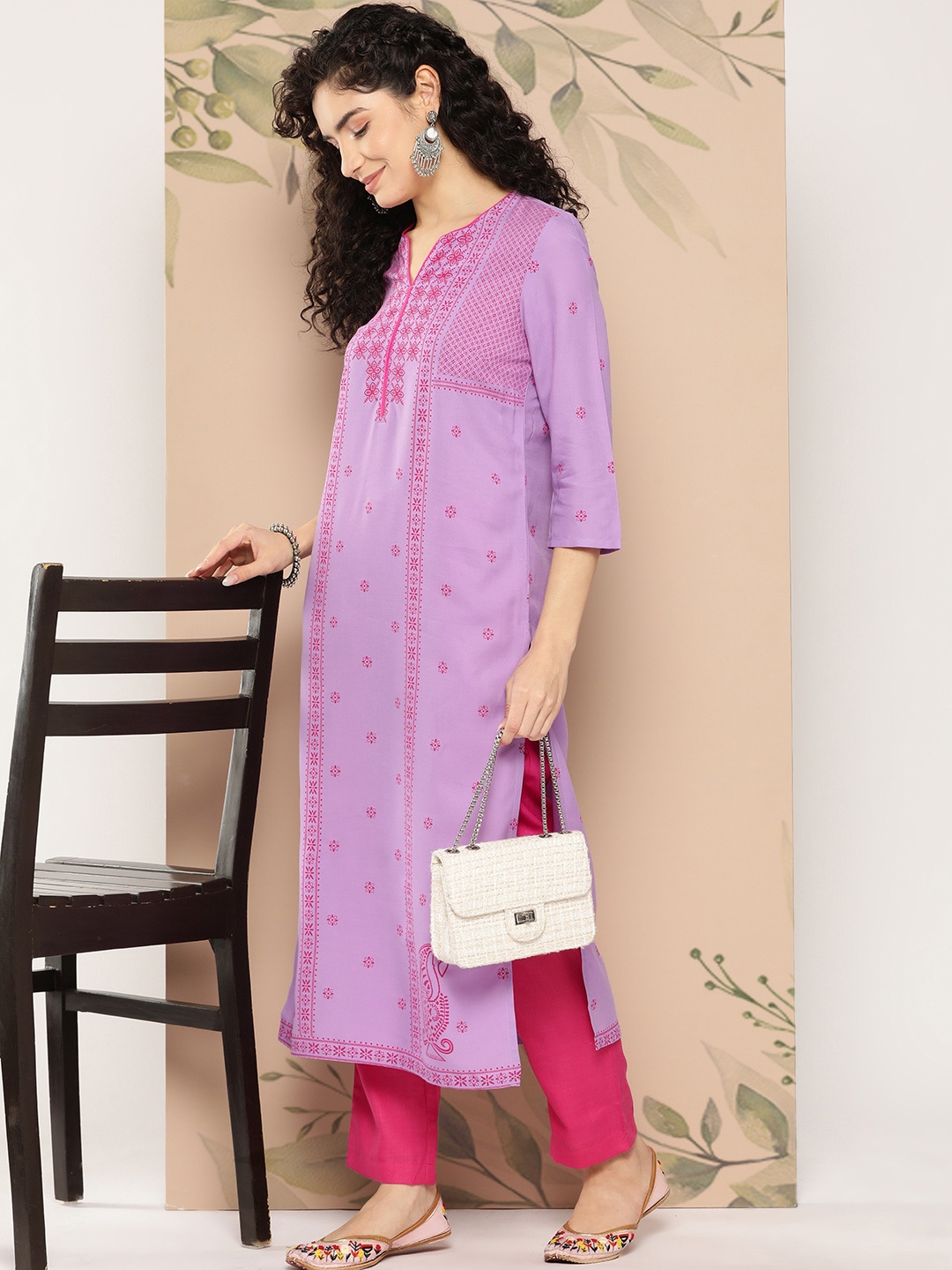 

Anouk Ethnic Motifs Print Straight Kurta, Lavender