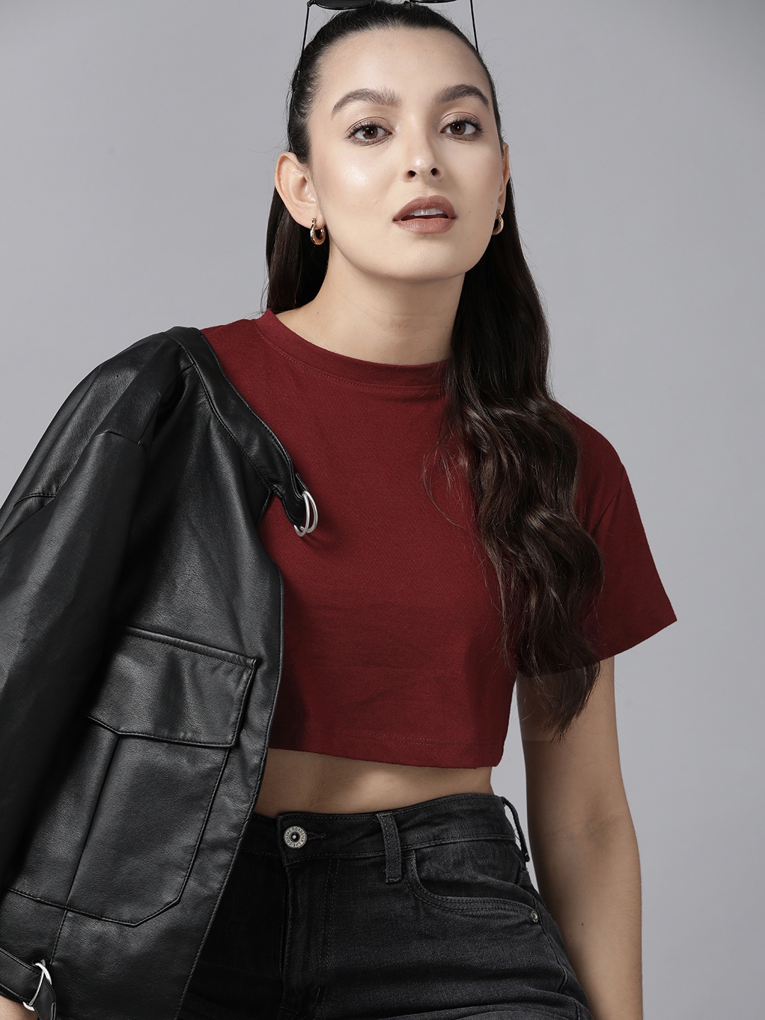 

Roadster Women Oversized Crop T-shirt, Burgundy