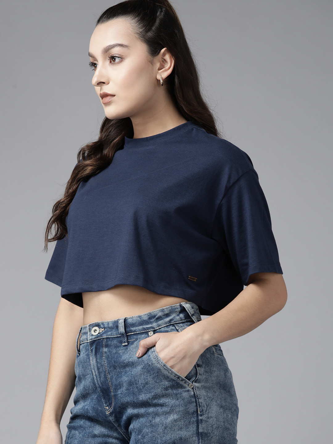 

Roadster Women Oversized Crop T-shirt, Navy blue