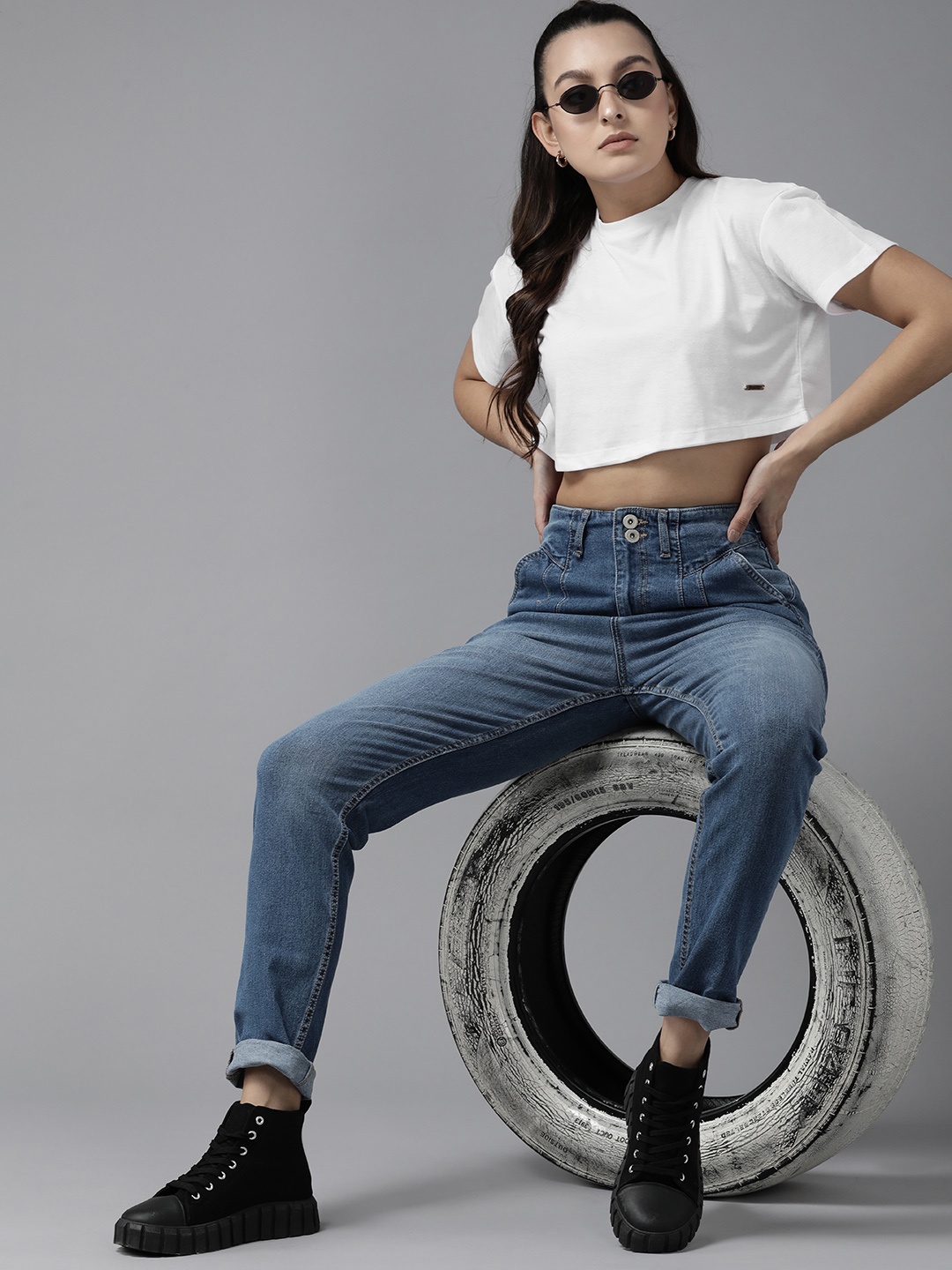 

Roadster Women Oversized Crop T-shirt, White