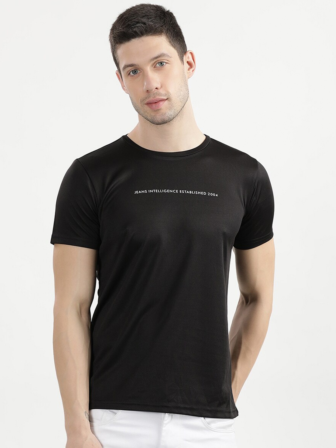 

V2 Value & Variety Men Typography Printed T-shirt, Black