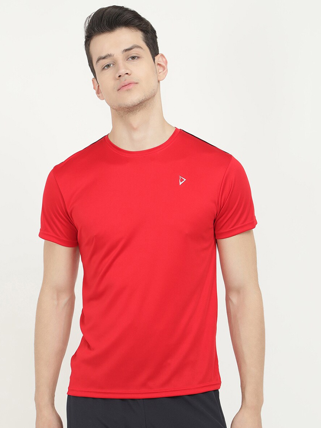 

V2 Value & Variety Men T-shirt, Red