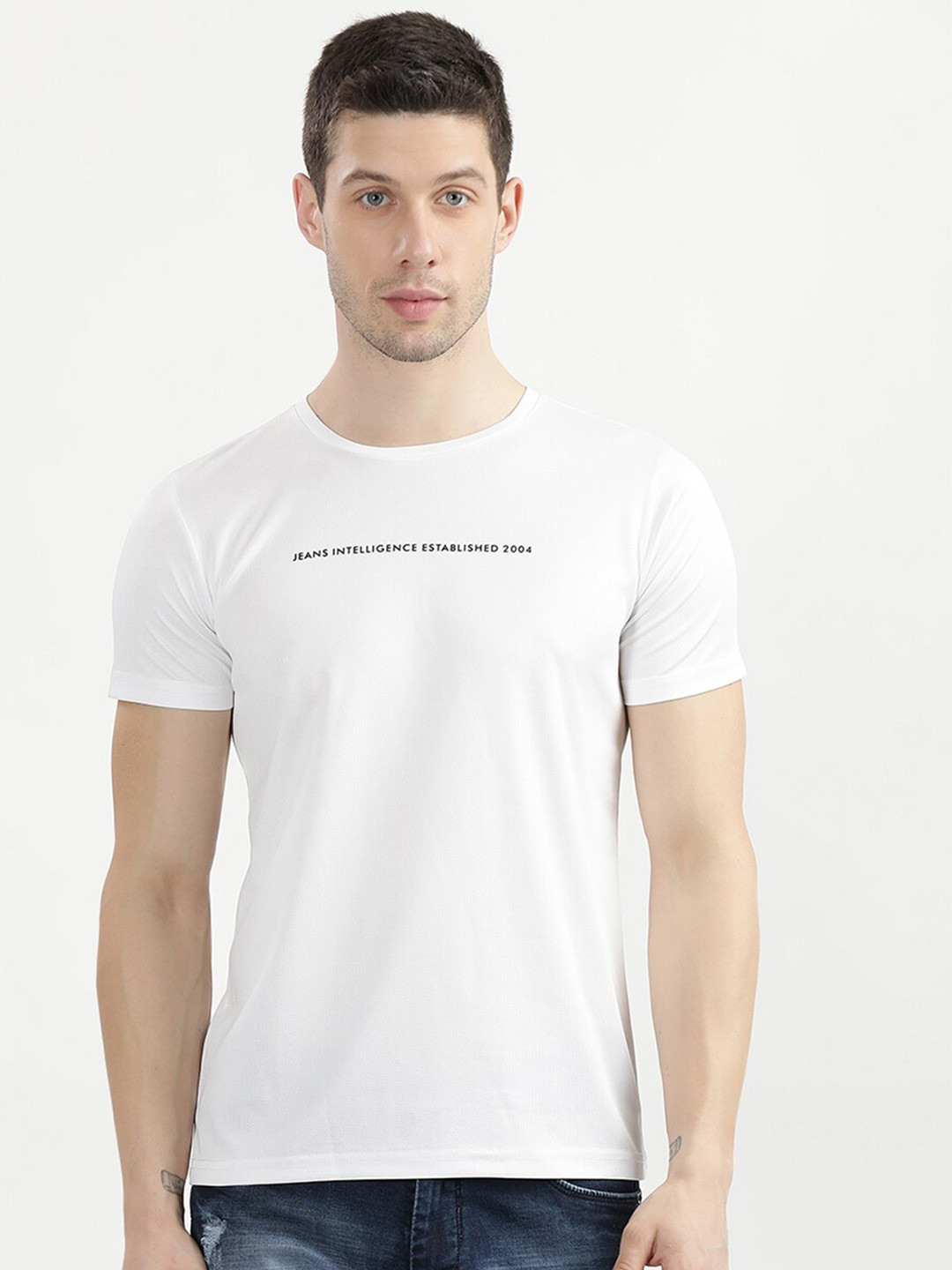 

V2 Value & Variety Men T-shirt, White