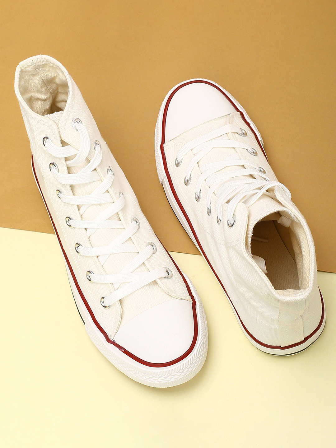

max Women Mid Top Sneakers, White