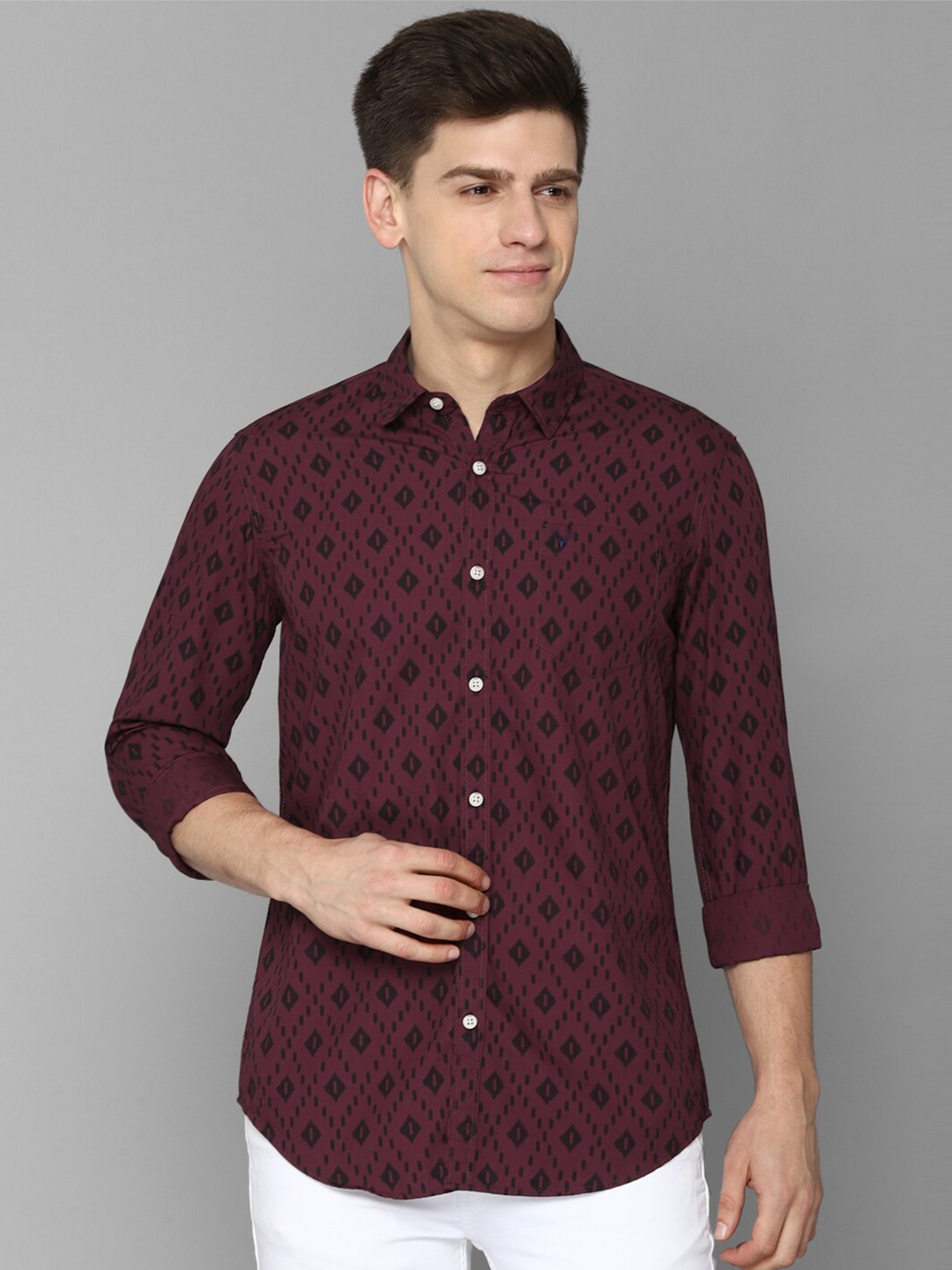 

Allen Solly Sport Men Geometric Printed Pure Cotton Casual Shirt, Maroon