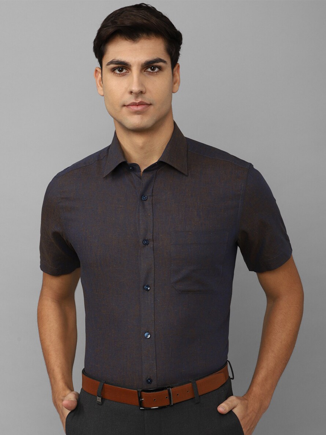 

Louis Philippe Men Pure Cotton Formal Shirt, Charcoal