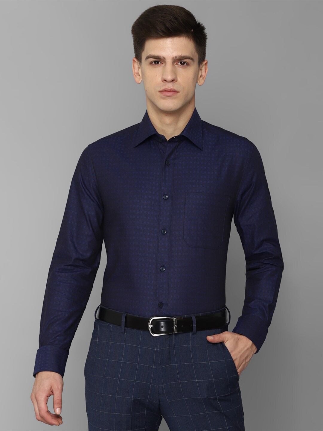 

Louis Philippe Men Self Design Pure Cotton Formal Shirt, Navy blue
